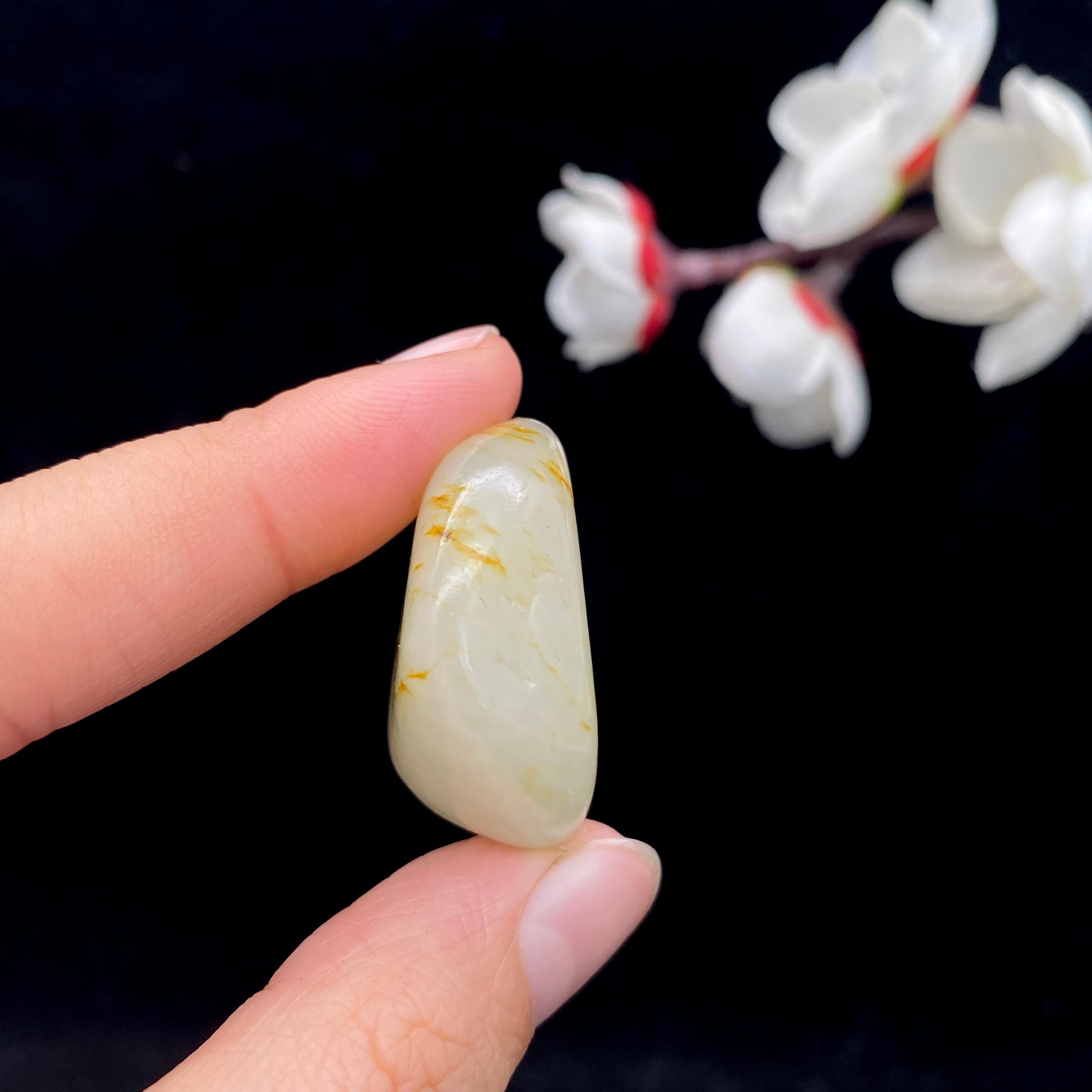 和田玉洒金皮籽料挂件（17.3g）
