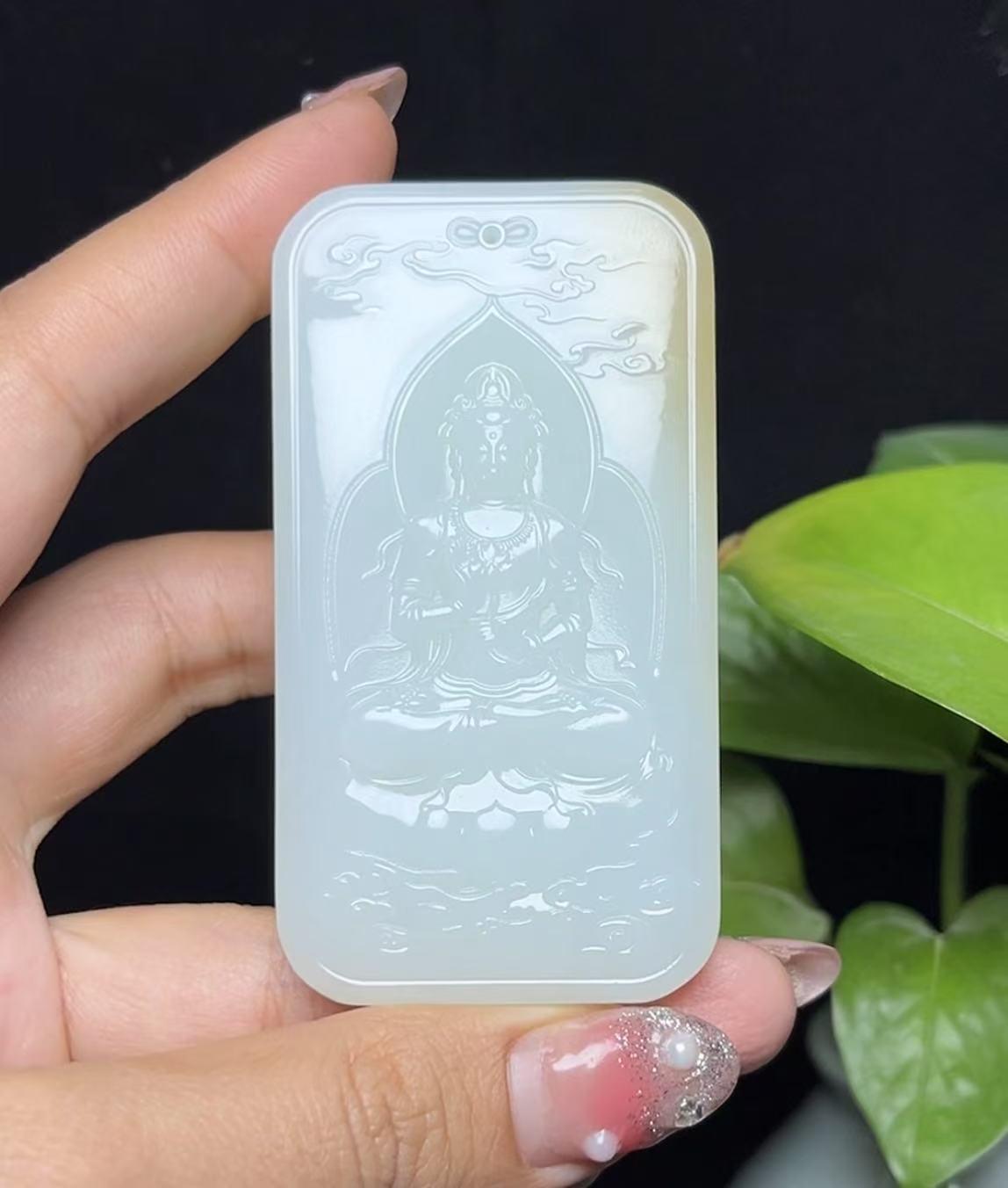 新疆且末糖羊脂玉观音牌（68.1g）