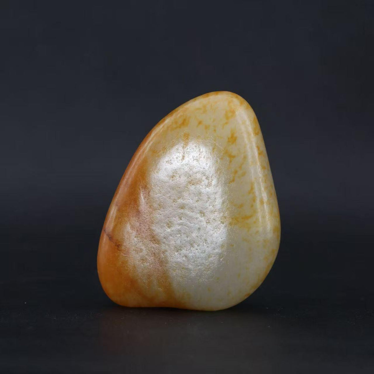 和田玉聚黄皮籽料（46.3g）