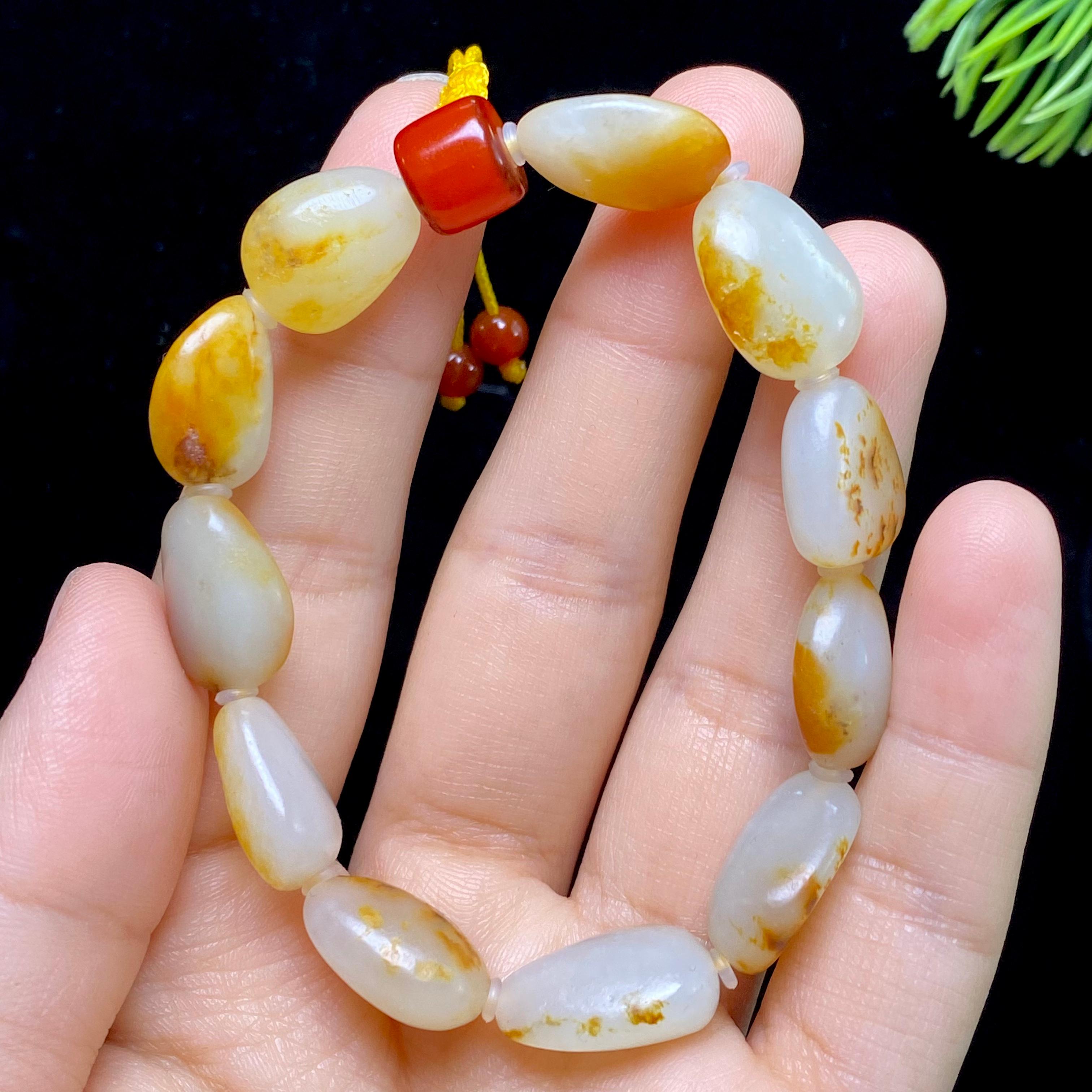 和田玉洒金皮籽料手串（22.7g）