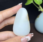 新疆和田玉且末糖白羊脂玉佛公（40.6g）