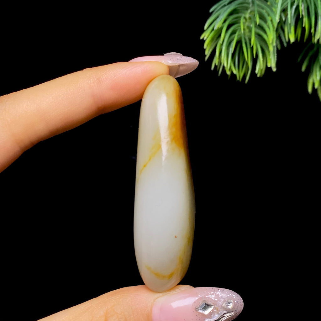 和田玉黄皮籽料挂件（19.69g）