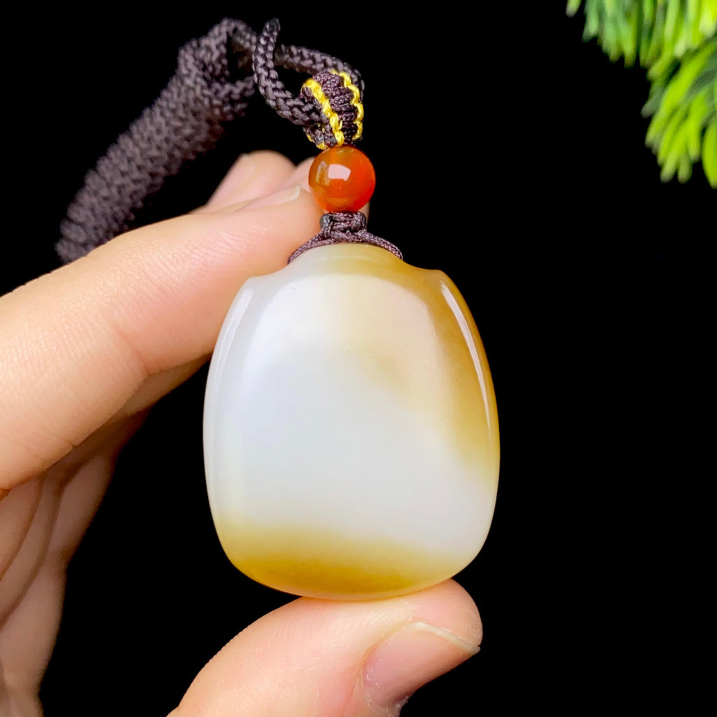 和田玉糖白无事牌（23.0g）