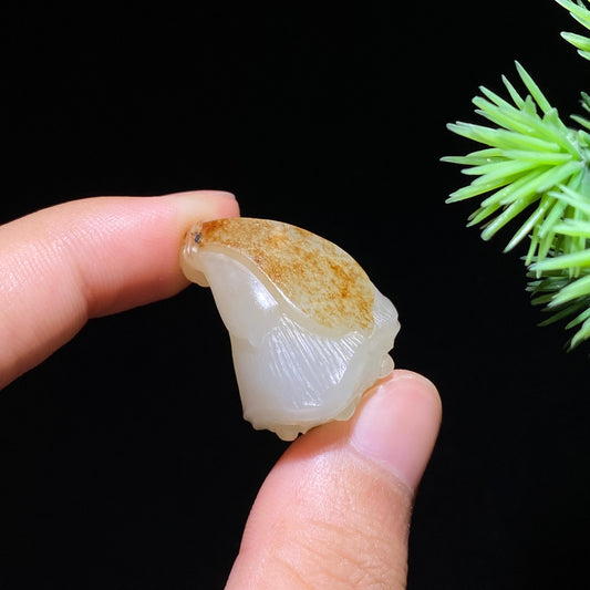 和田玉籽料莲蓬挂件（11.1g）