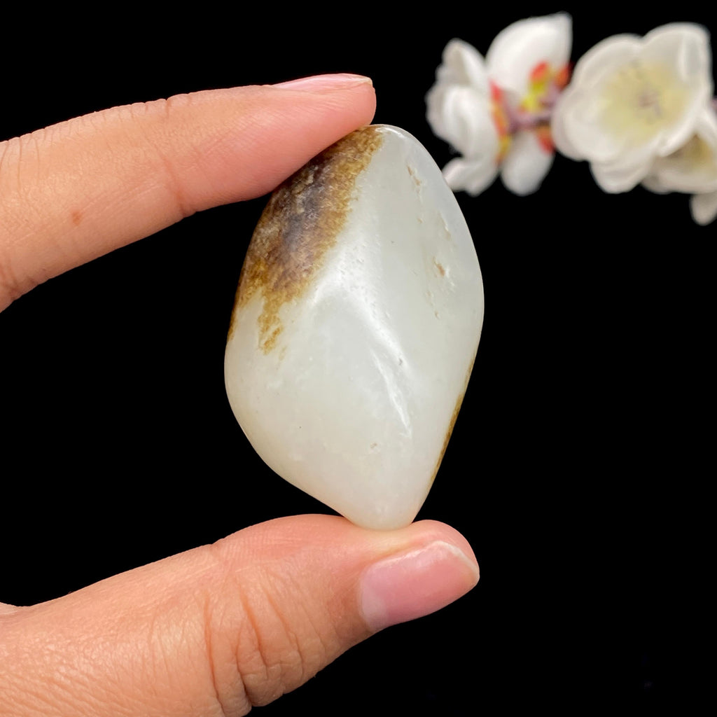 和田玉秋梨皮籽料挂件（34.2g）