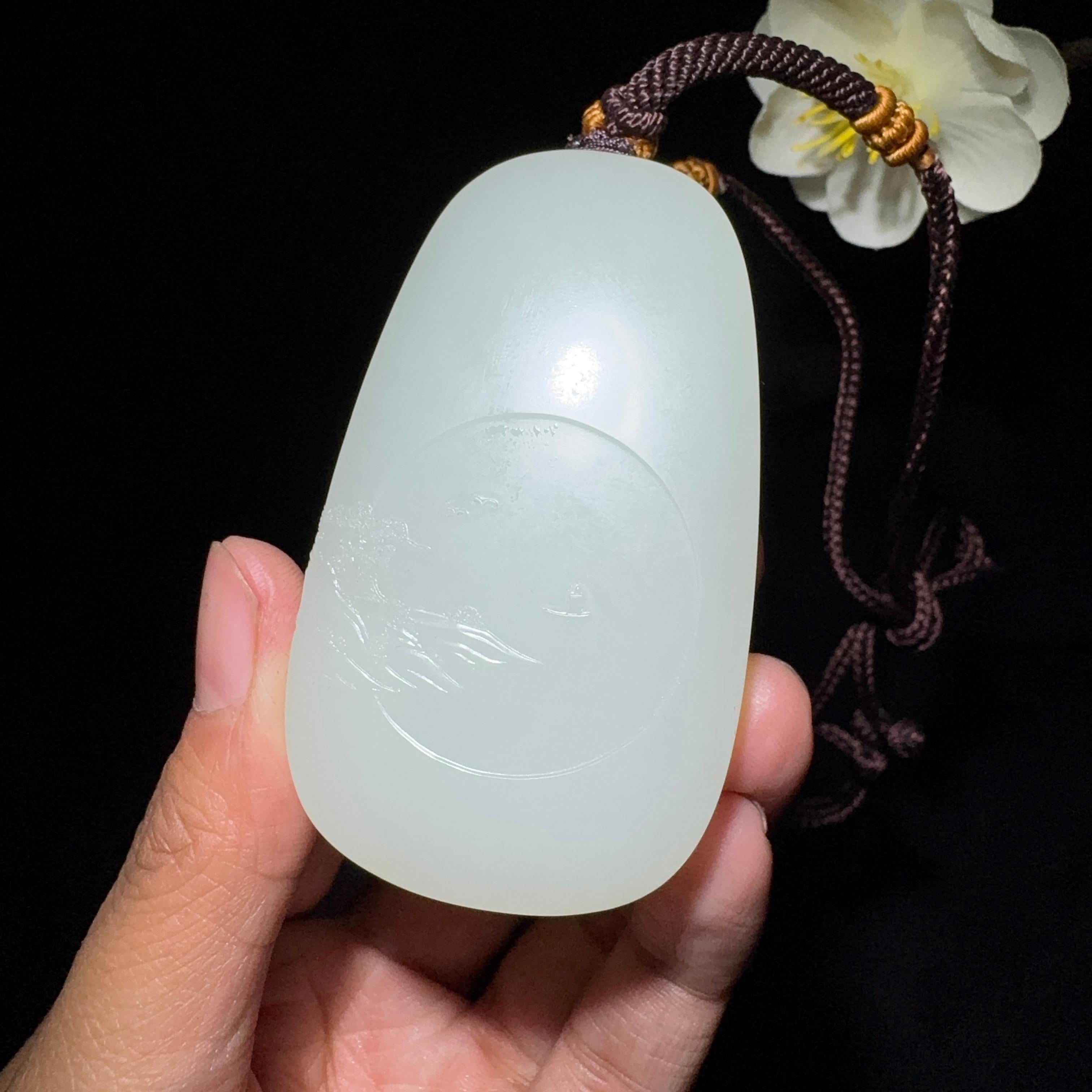 收藏毕业级和田玉籽料挂件观音挂件（83.1g）