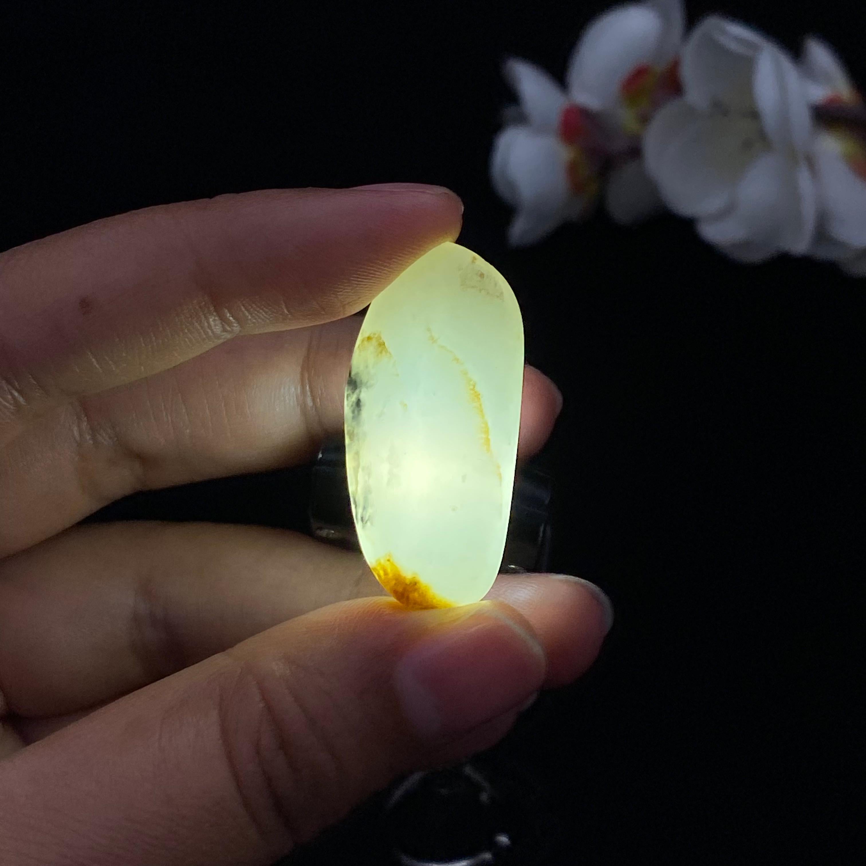 和田玉秋梨皮青花籽料吊坠籽（9.5g）