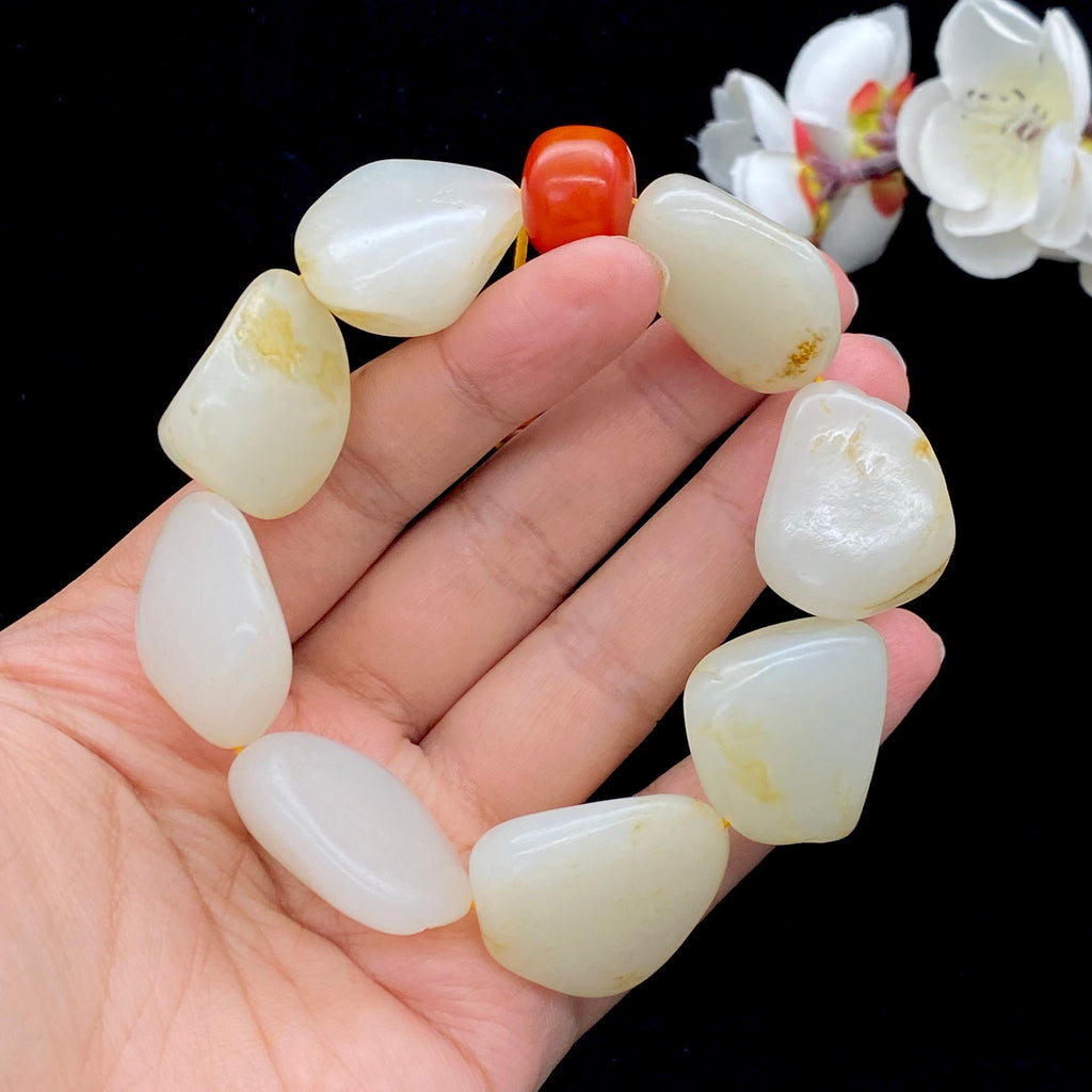 和田玉洒金皮籽料【精品手串】（106.3g）