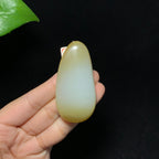 收藏级新疆且末羊脂糖白玉扭转乾坤挂件（41.8g）