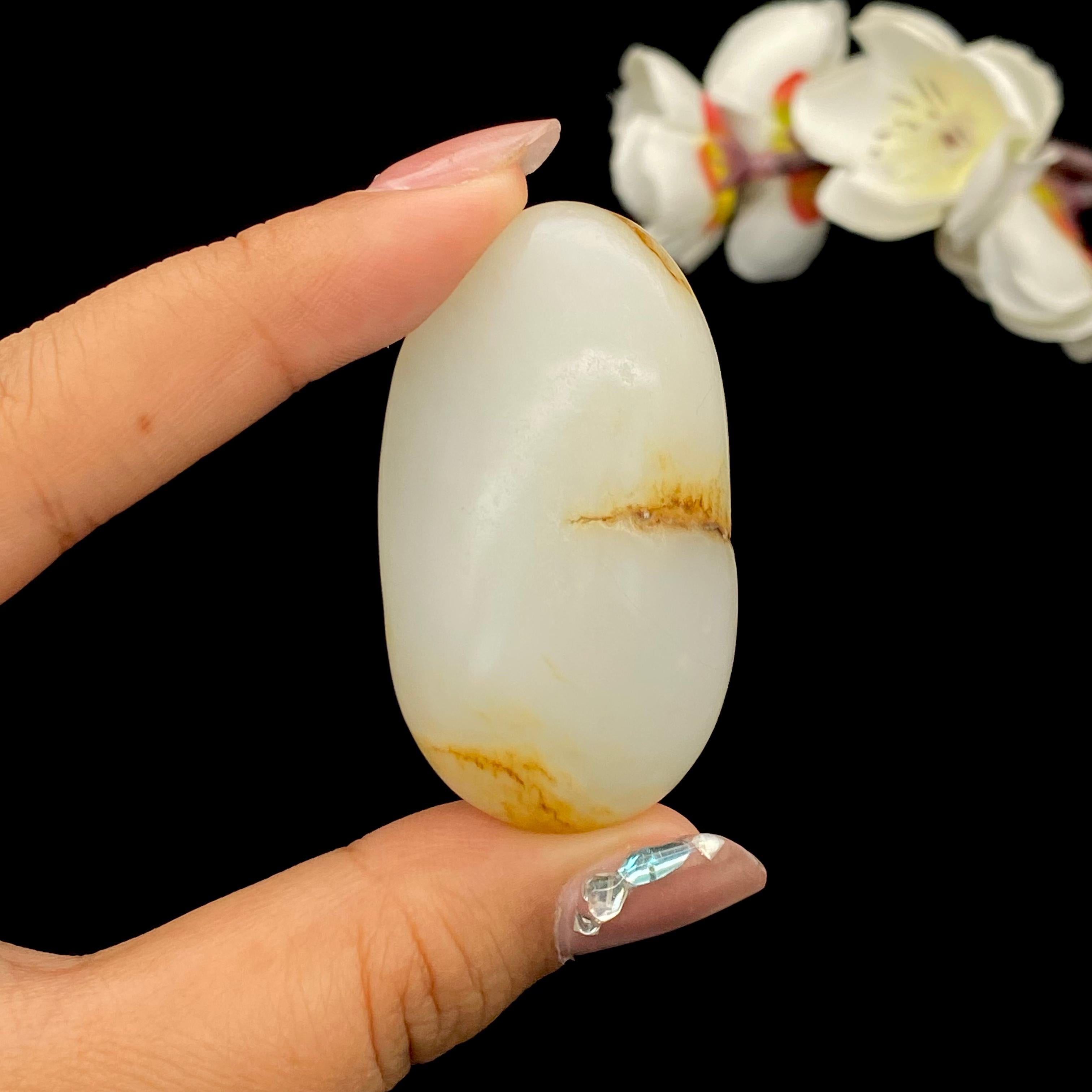 和田玉黄皮籽料挂件（38.6g）