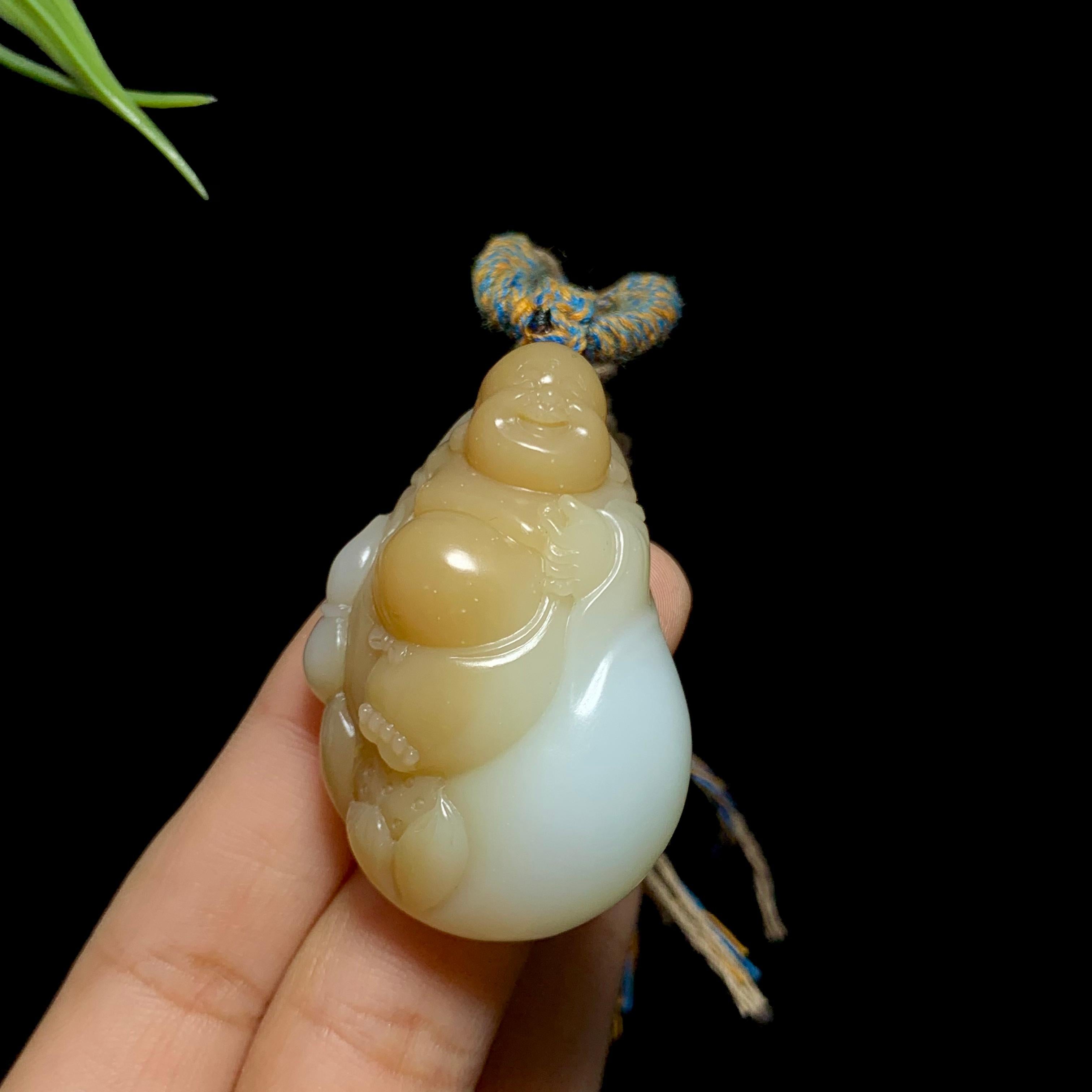和田山料糖白玉佛公挂件（35.8g）