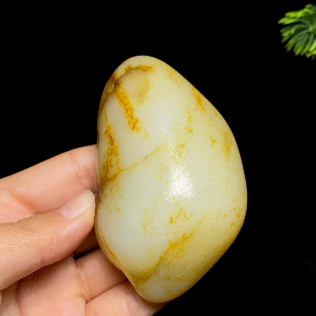 和田玉洒金皮籽料把件（220g）