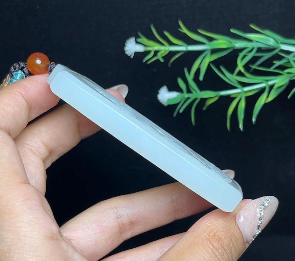 和田玉羊脂白玉大势至菩萨（85.7g）