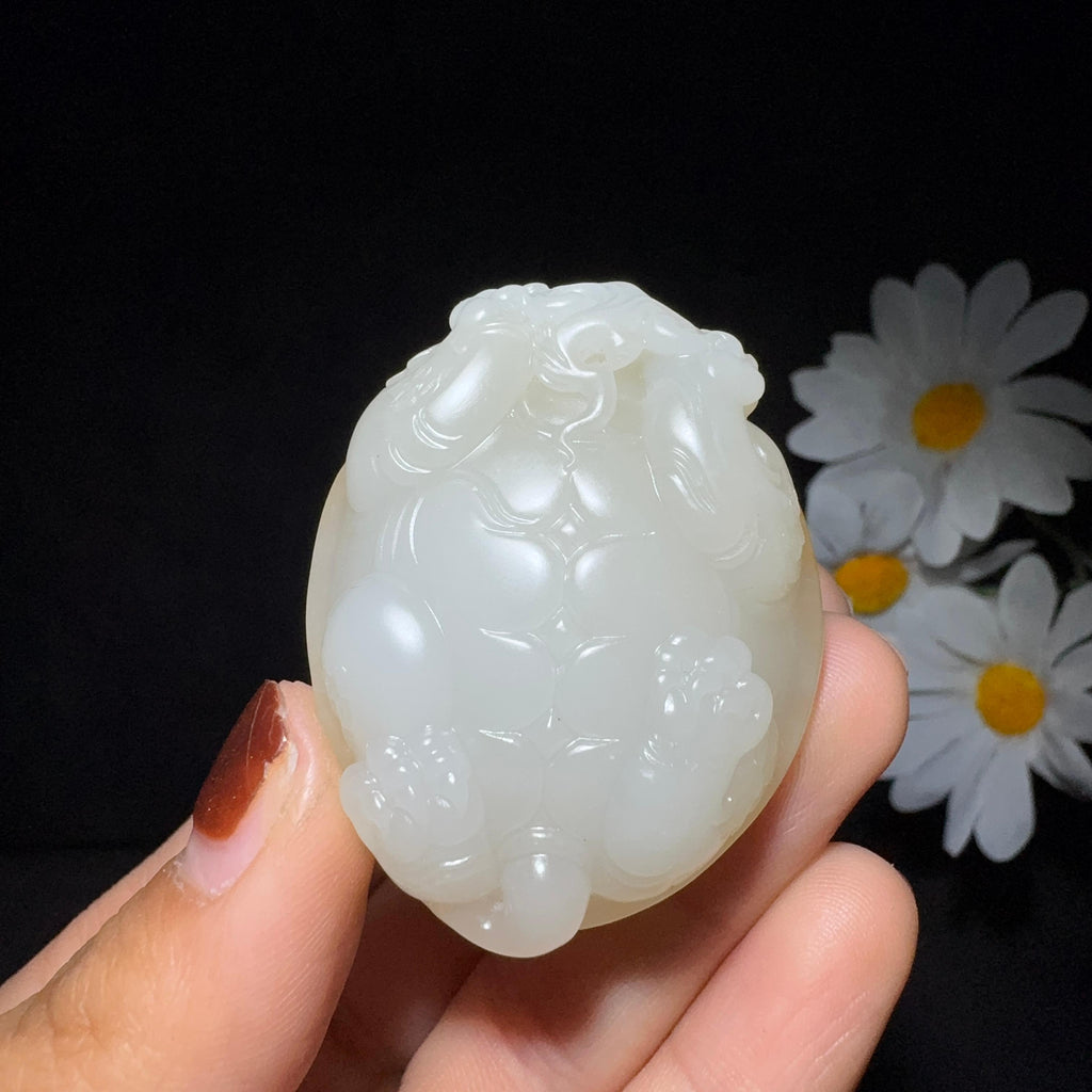 精品和田玉籽料手把件龙龟（69.7g）