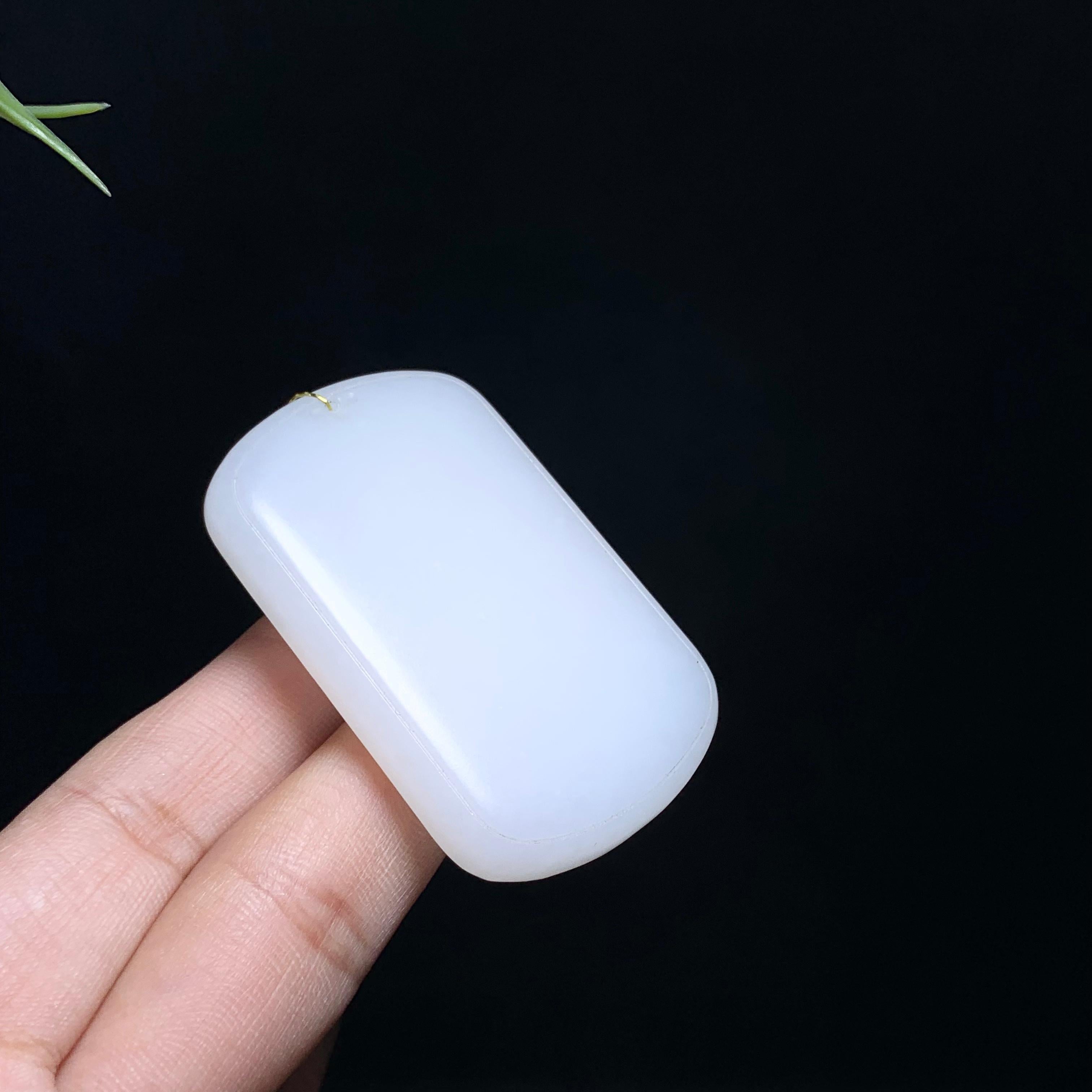 和田山料白玉无事牌（36.5g）
