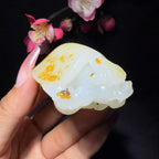 和田玉籽料手把件龙龟（82.3克）