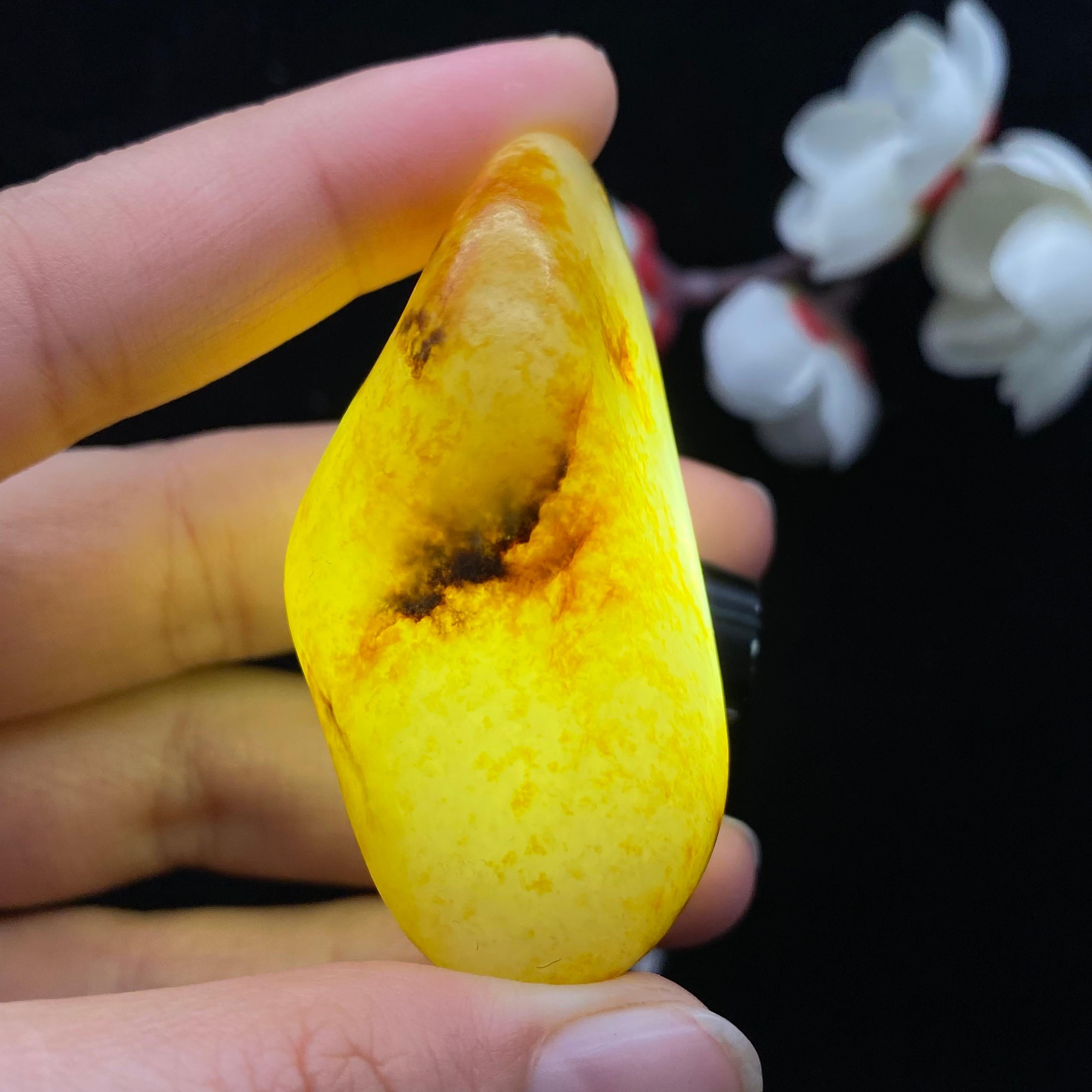 和田玉洒金皮籽料（49.2g）