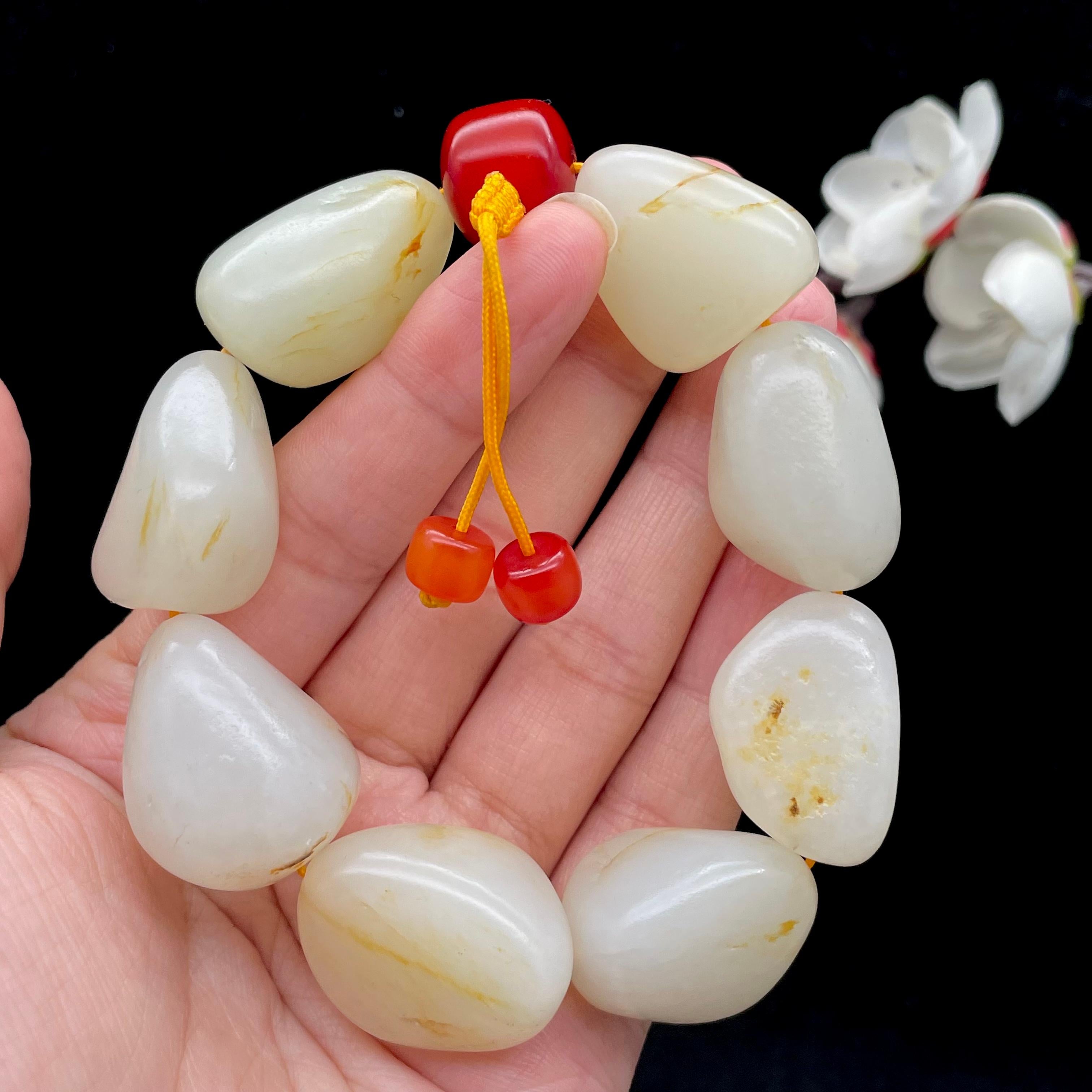 和田玉洒金皮籽料【精品手串】（108.8g）