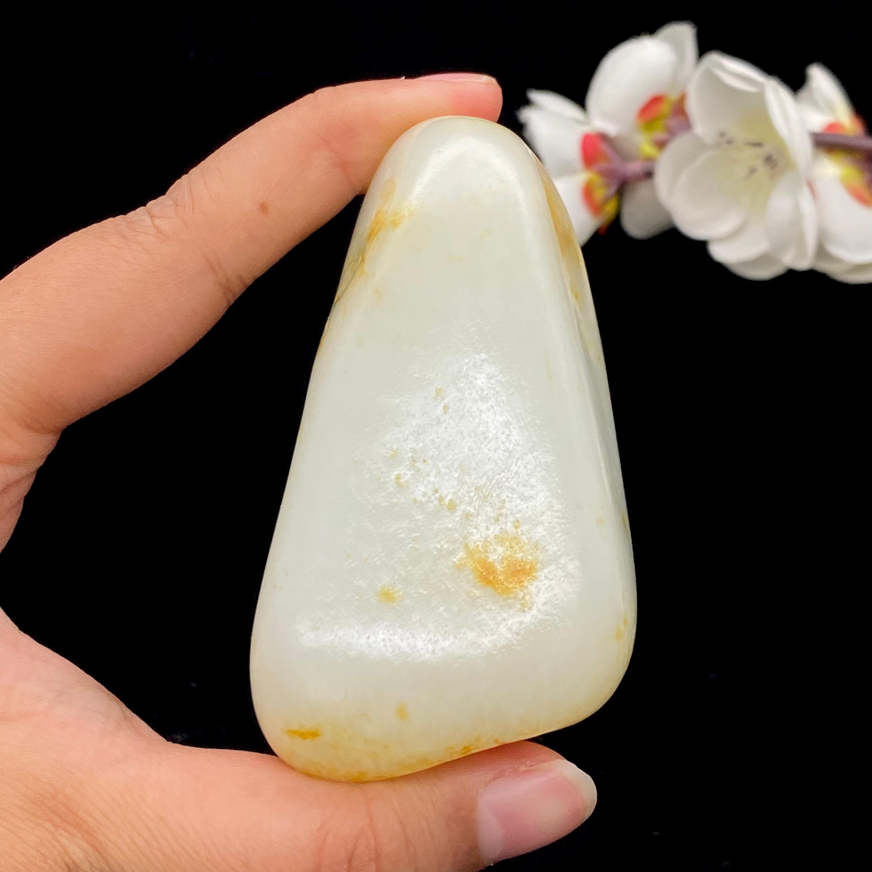 和田玉洒红皮籽料（193.4g）