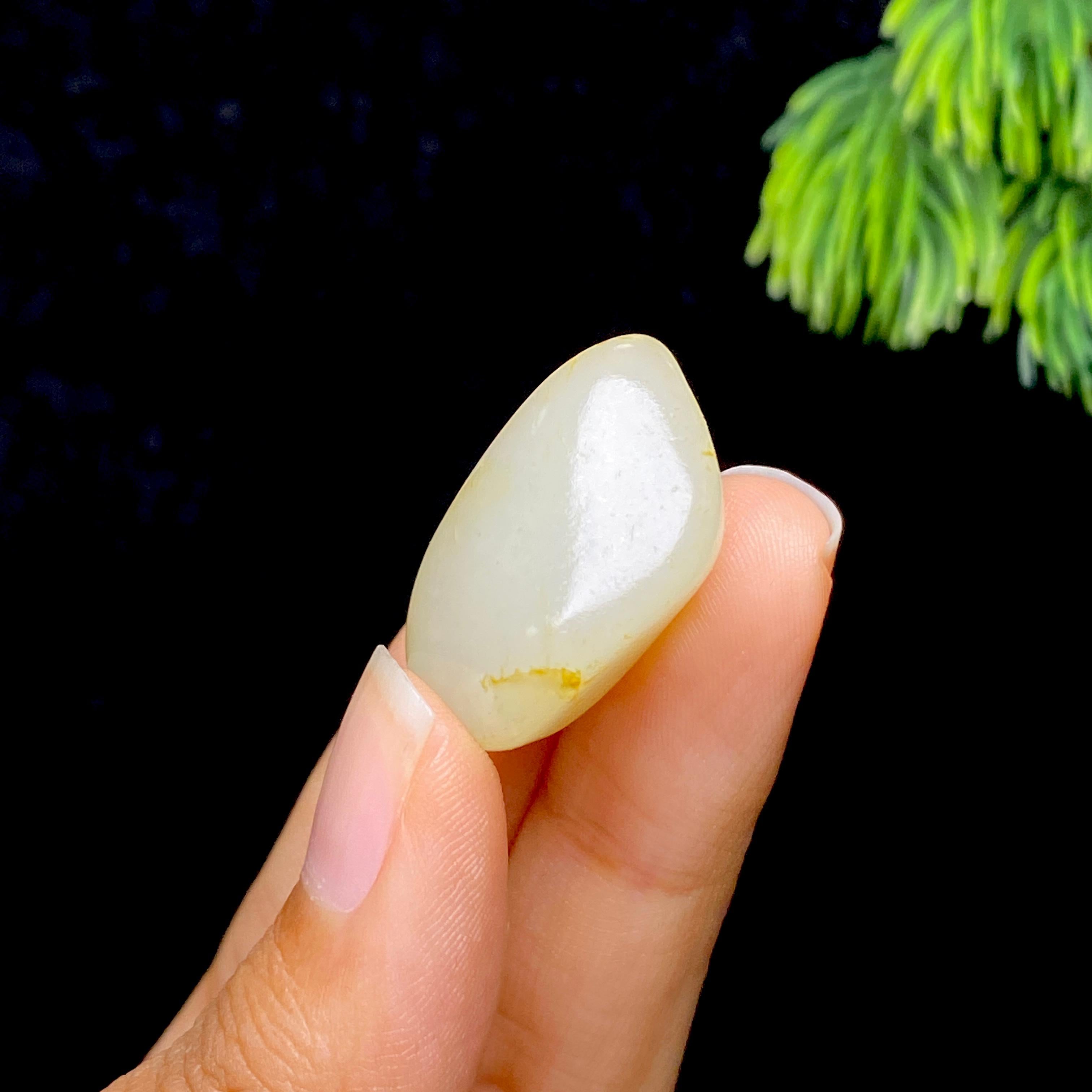 和田玉洒金皮籽料（10.34g）