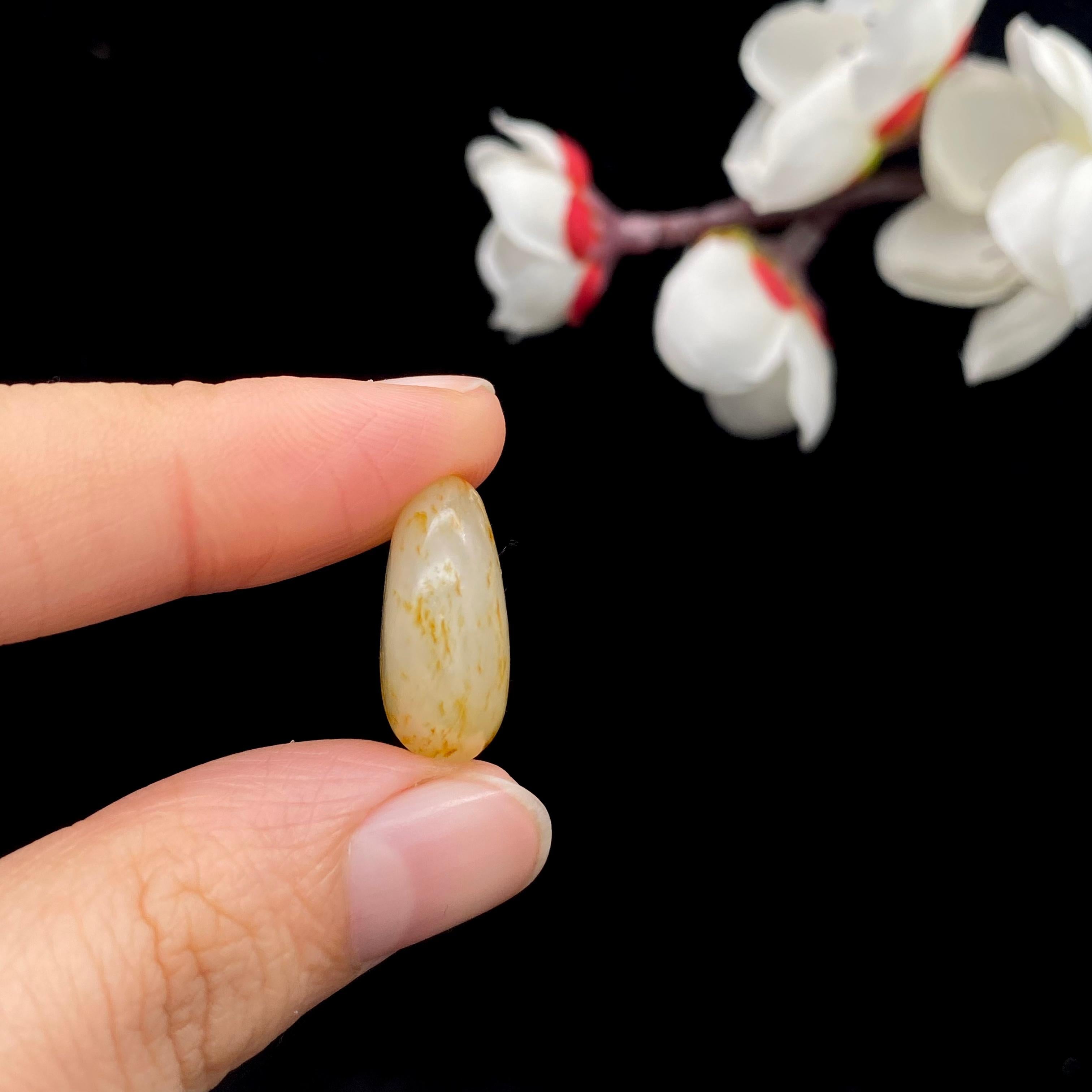 和田玉洒金皮籽料戒面籽（3.6g）