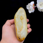 和田玉洒红皮籽料原石（589.5g）