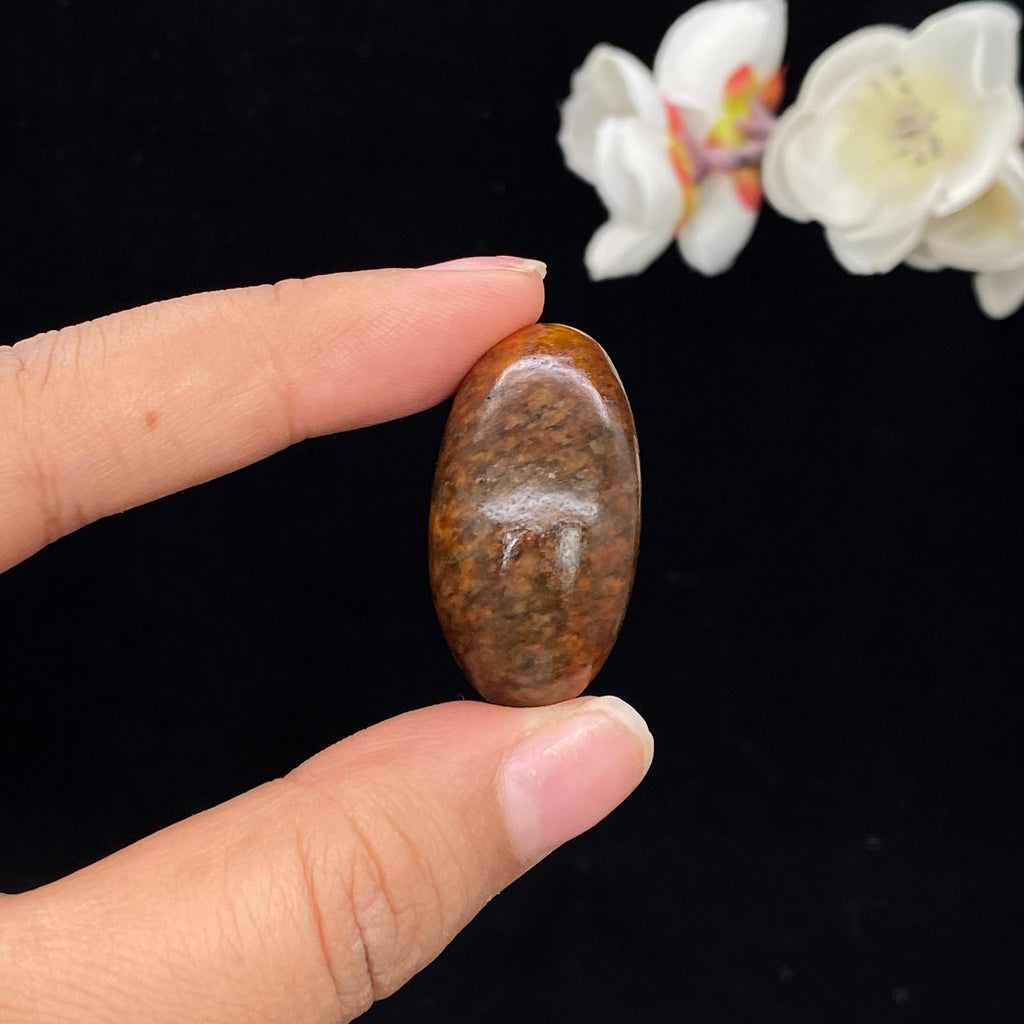 和田玉黄沁皮籽料挂件（18.8g）