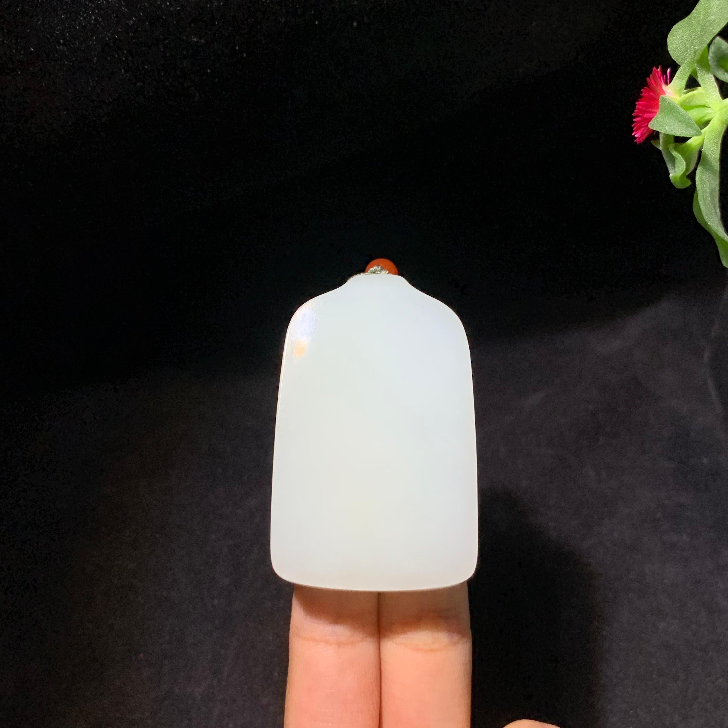 高品质和田羊脂白玉无事牌（52.6g）