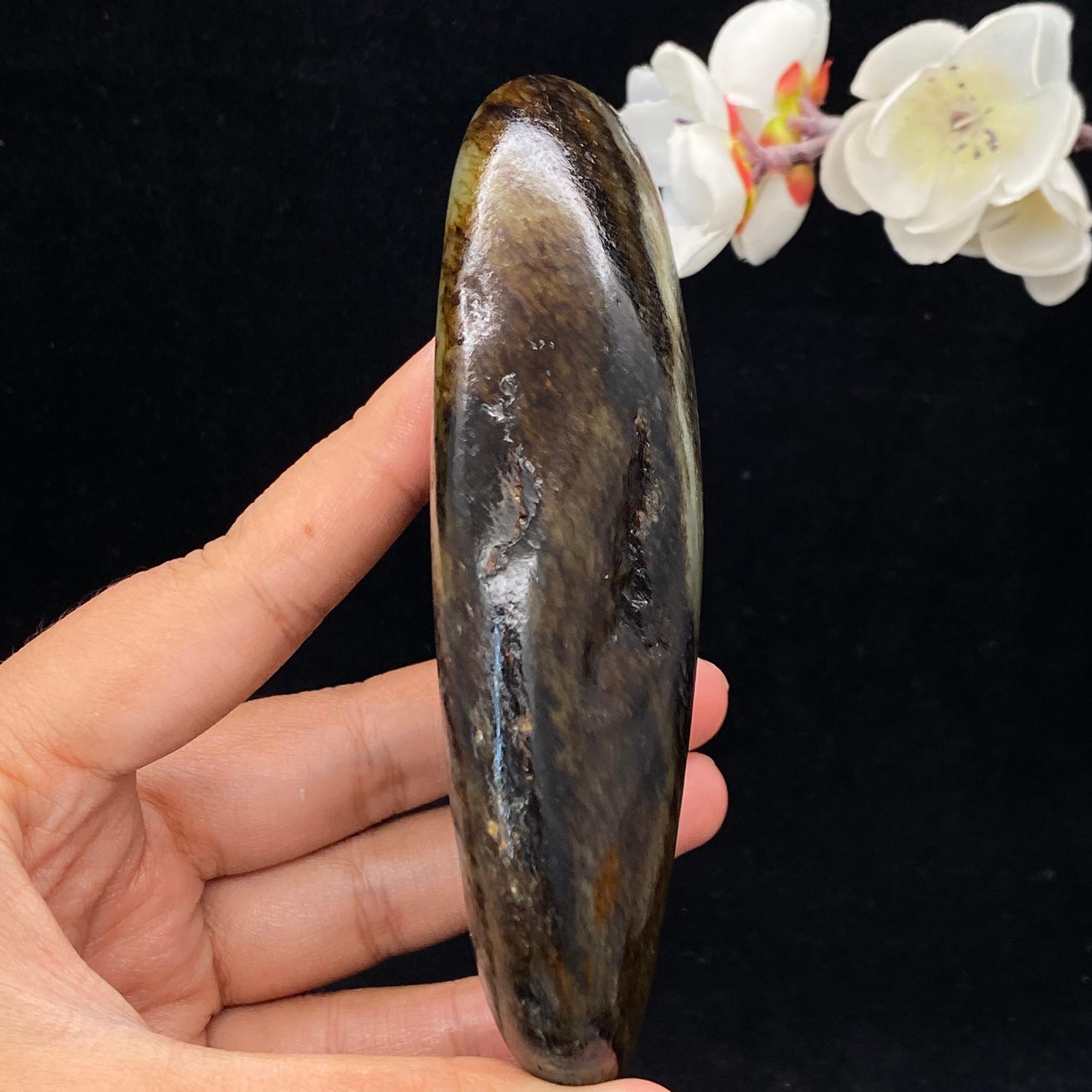 和田玉秋梨皮籽料（339.1g）
