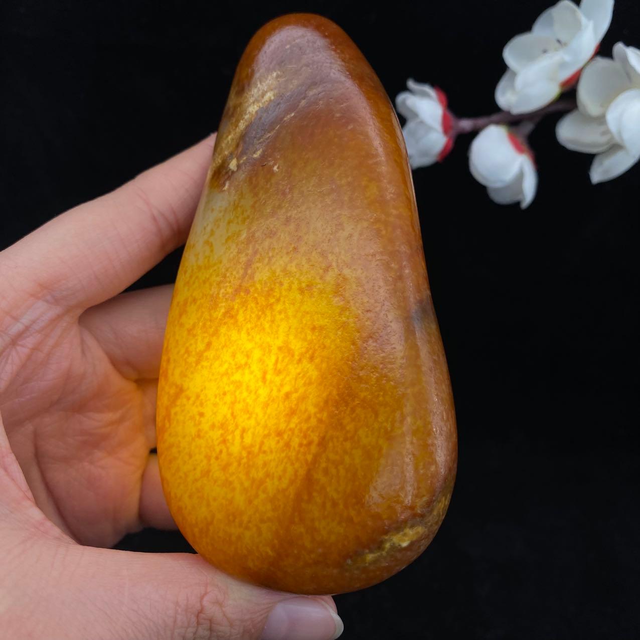 和田玉红沁皮籽料原石（256.5g）