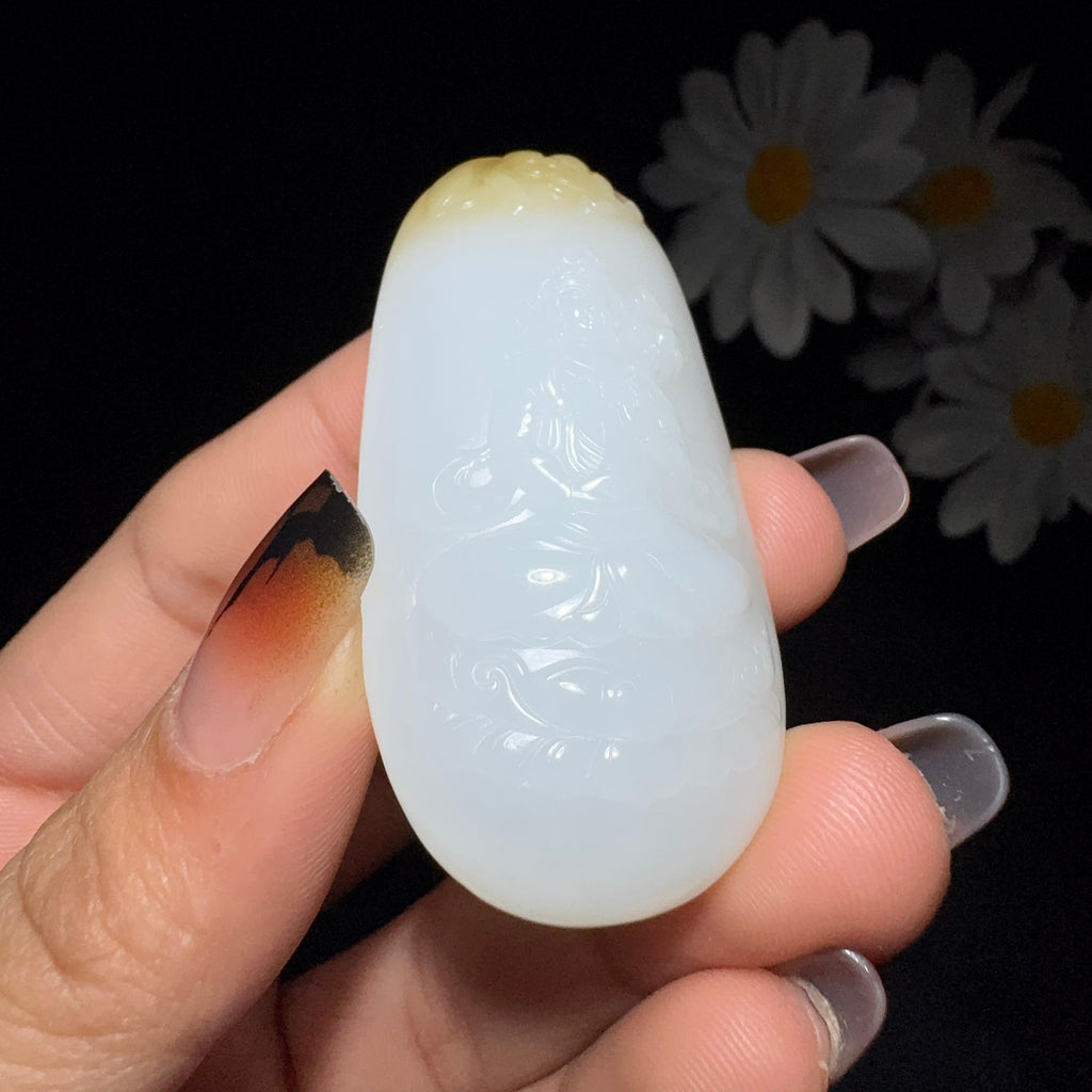 和田玉糖白大势至菩萨（40.6g）