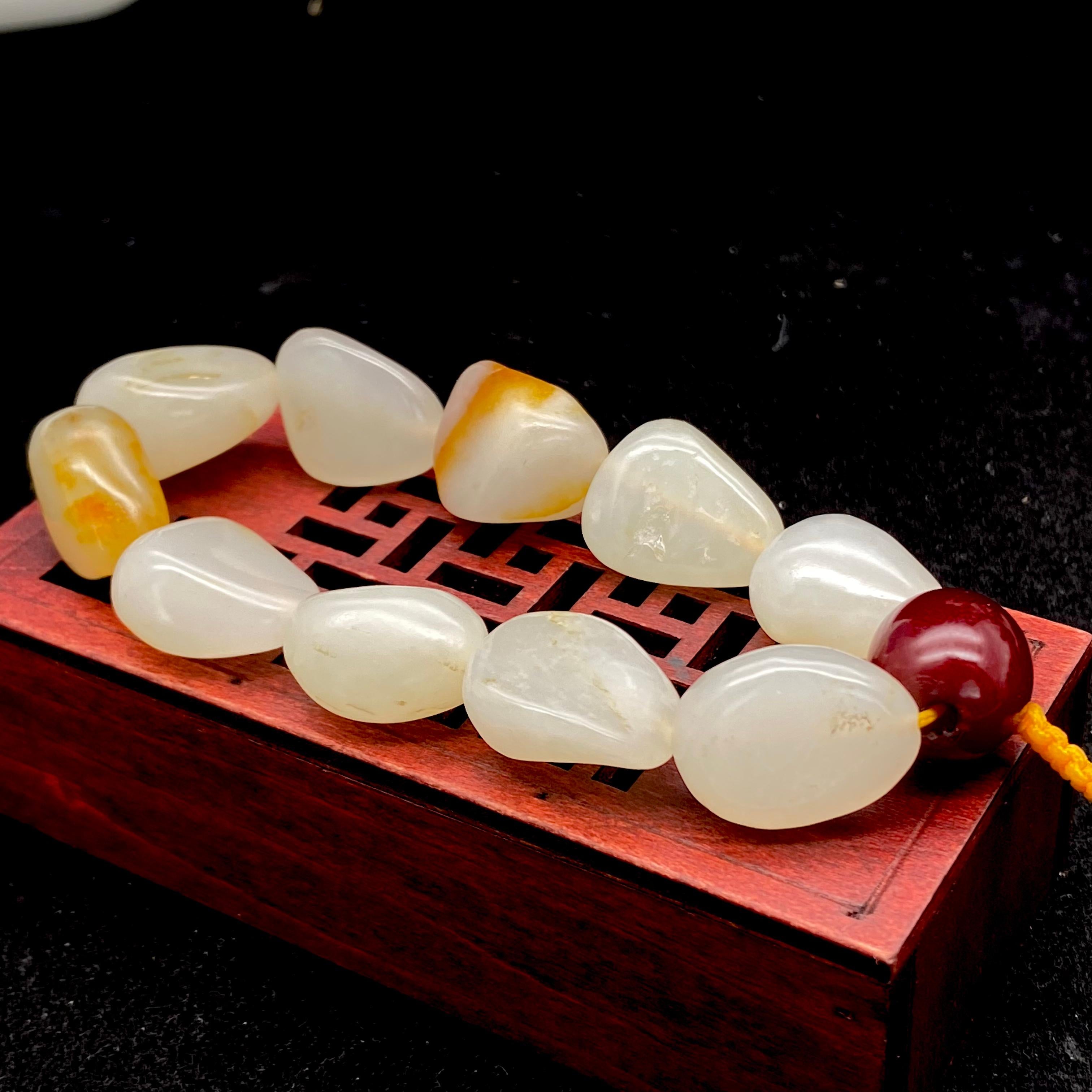 和田玉聚黄皮【精品手串】（46.1g）