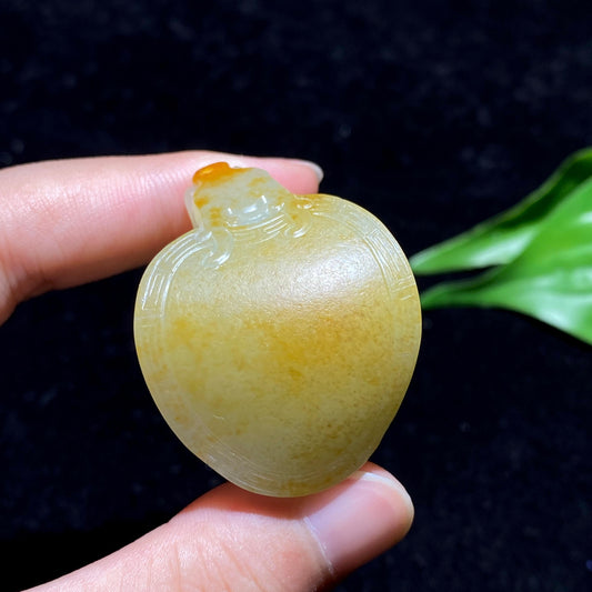 和田玉籽料龙龟挂件（31.4g）