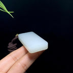 和田羊脂白玉玉无事牌（48.0g）