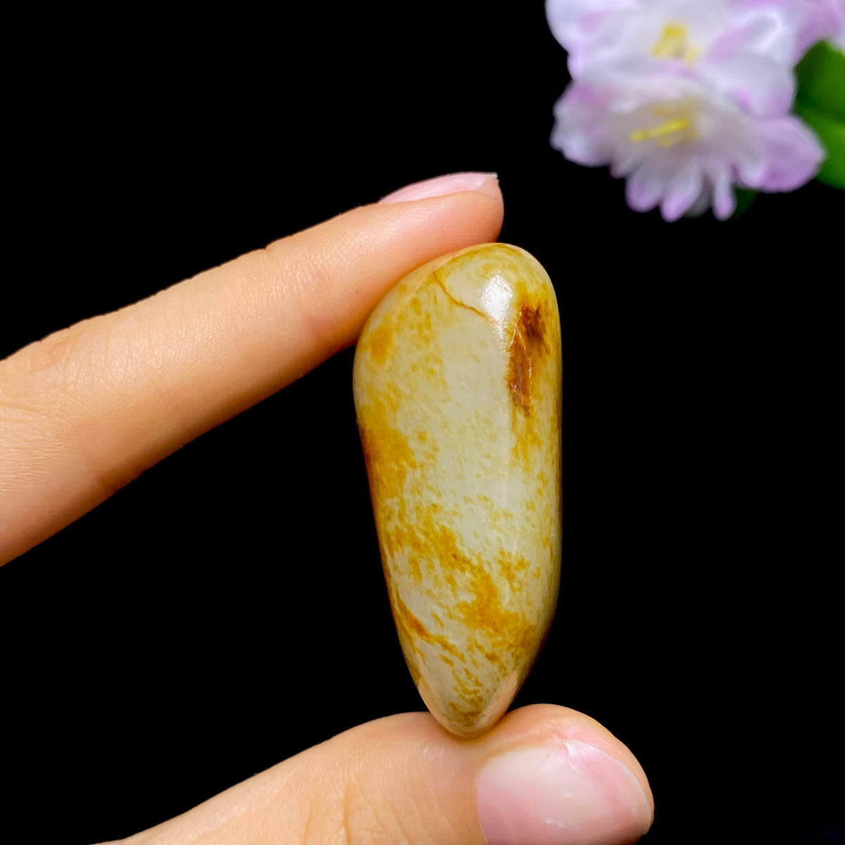 和田玉红皮白肉籽料挂件（34.1g）