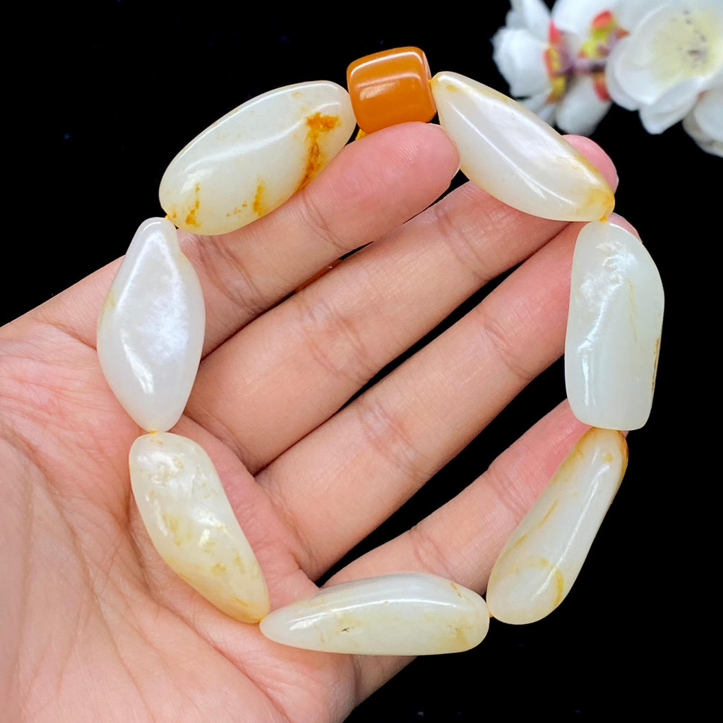和田玉洒金皮籽料【精品手串】（62.1g）