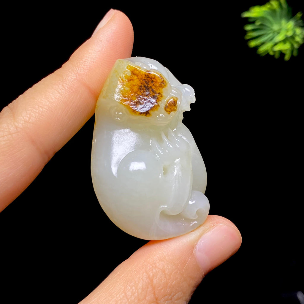 和田玉籽料回头貔貅（36.8g）