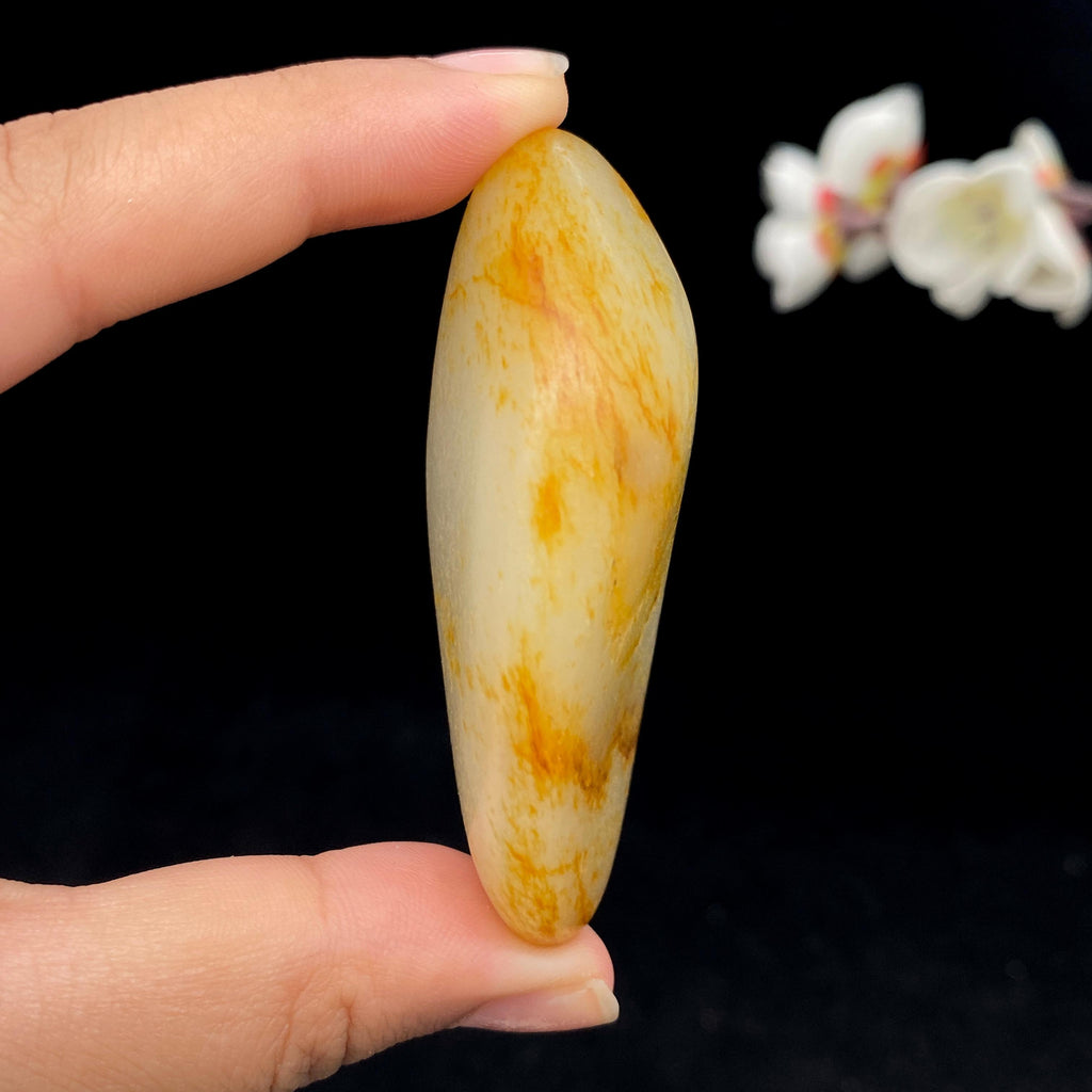 和田玉洒金皮籽料手把件（68.3g）