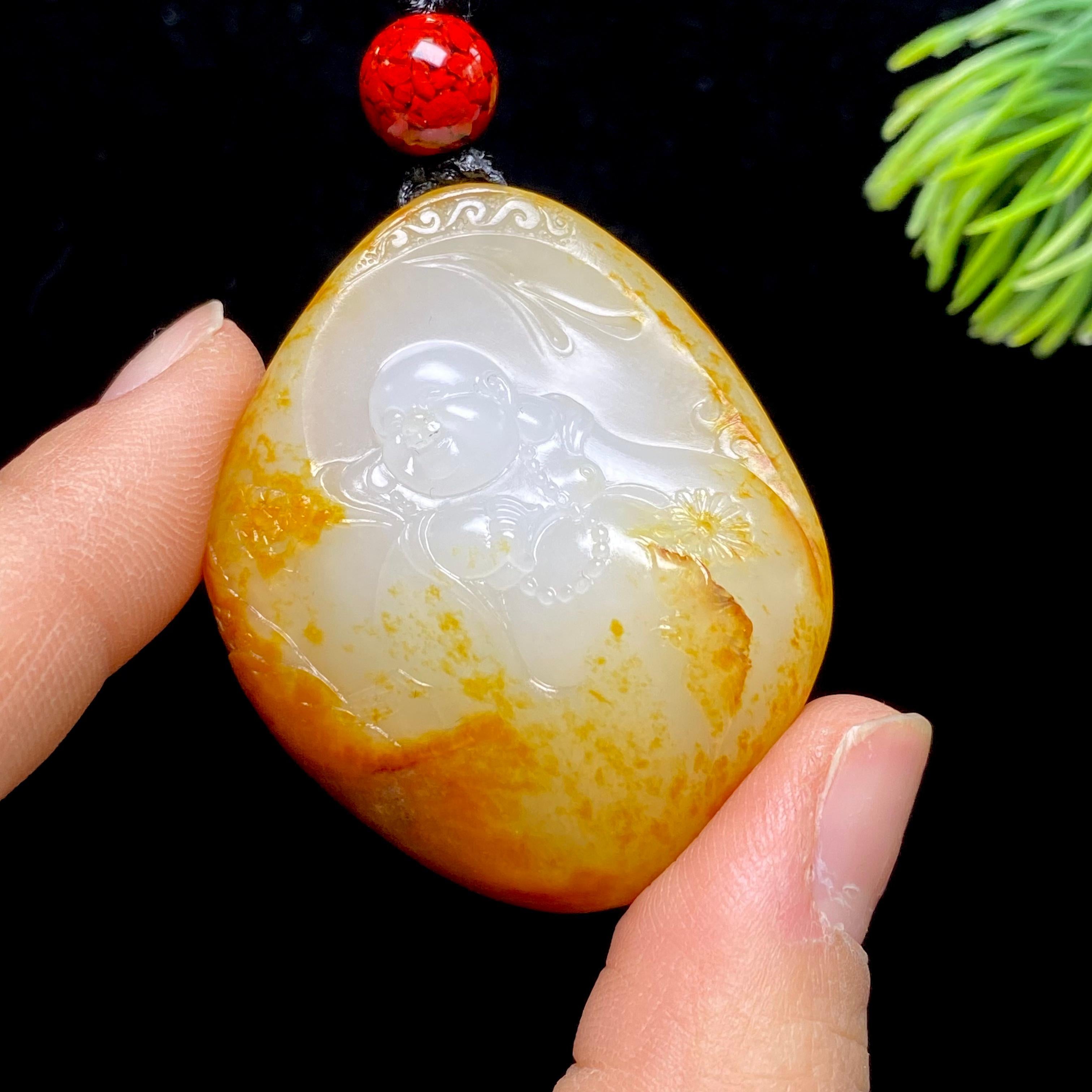 和田玉籽料佛公（31.3g）