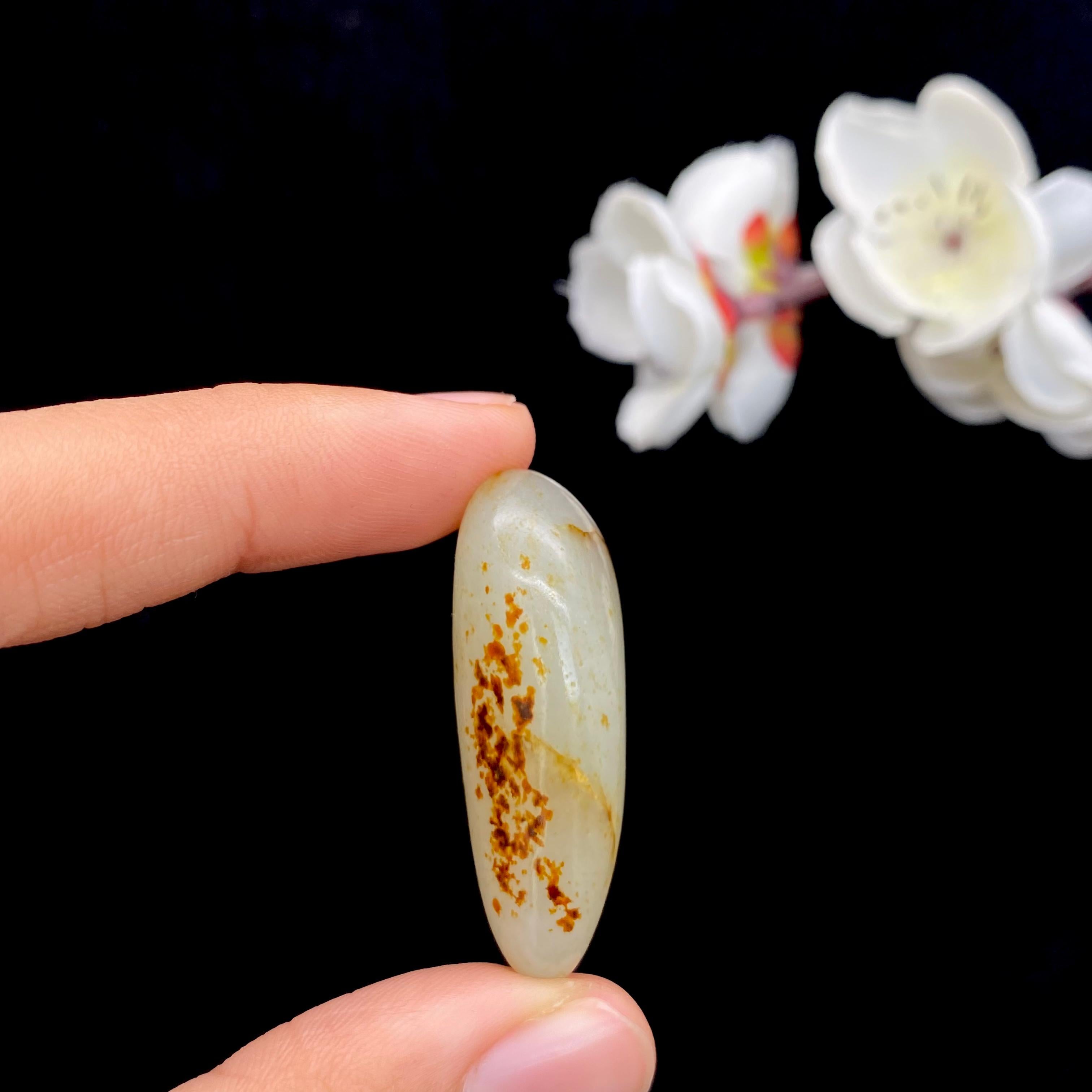 【超值推荐】和田玉洒金皮籽料原石（19.1g）