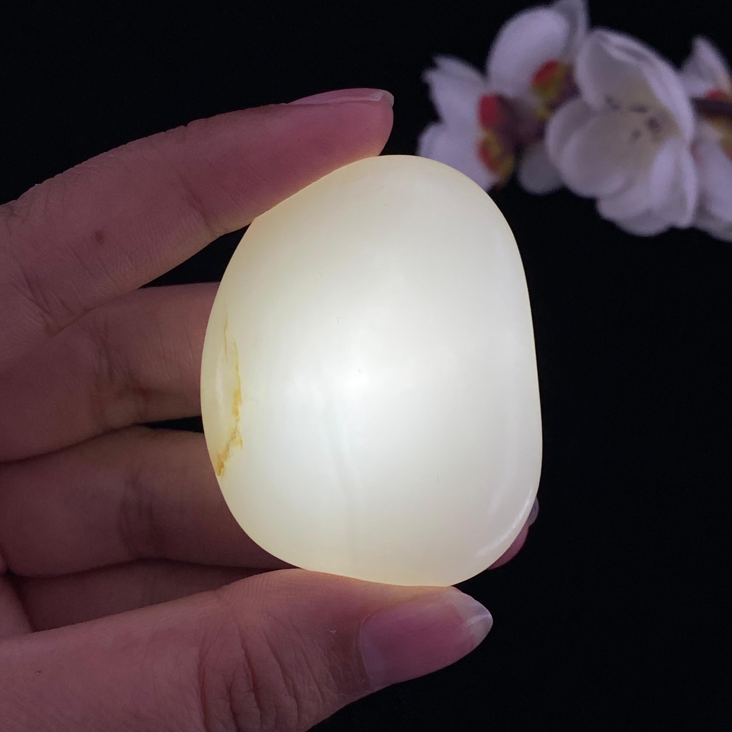 和田玉白玉籽料大挂件（53.1g）