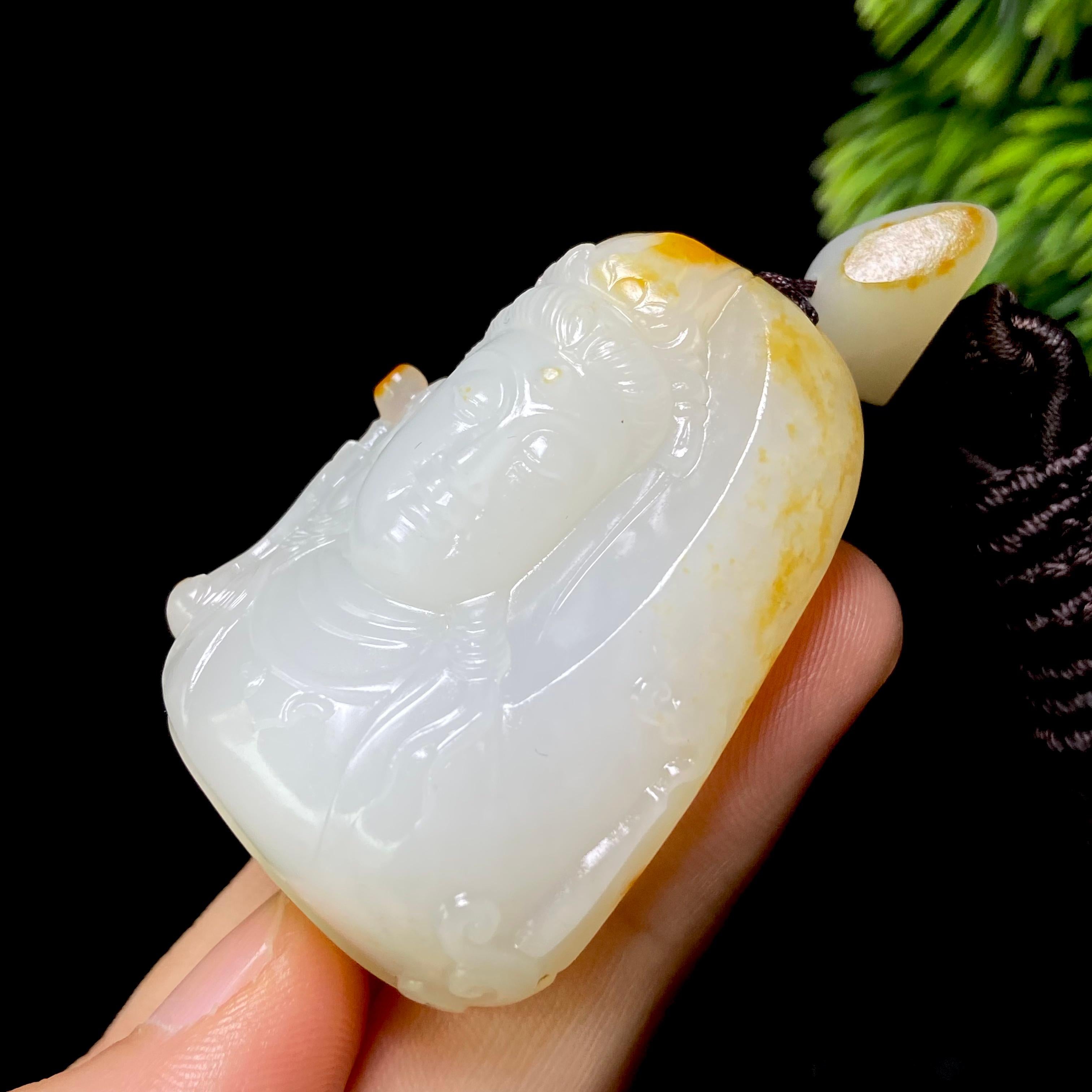 和田玉籽料观音（56.0g）