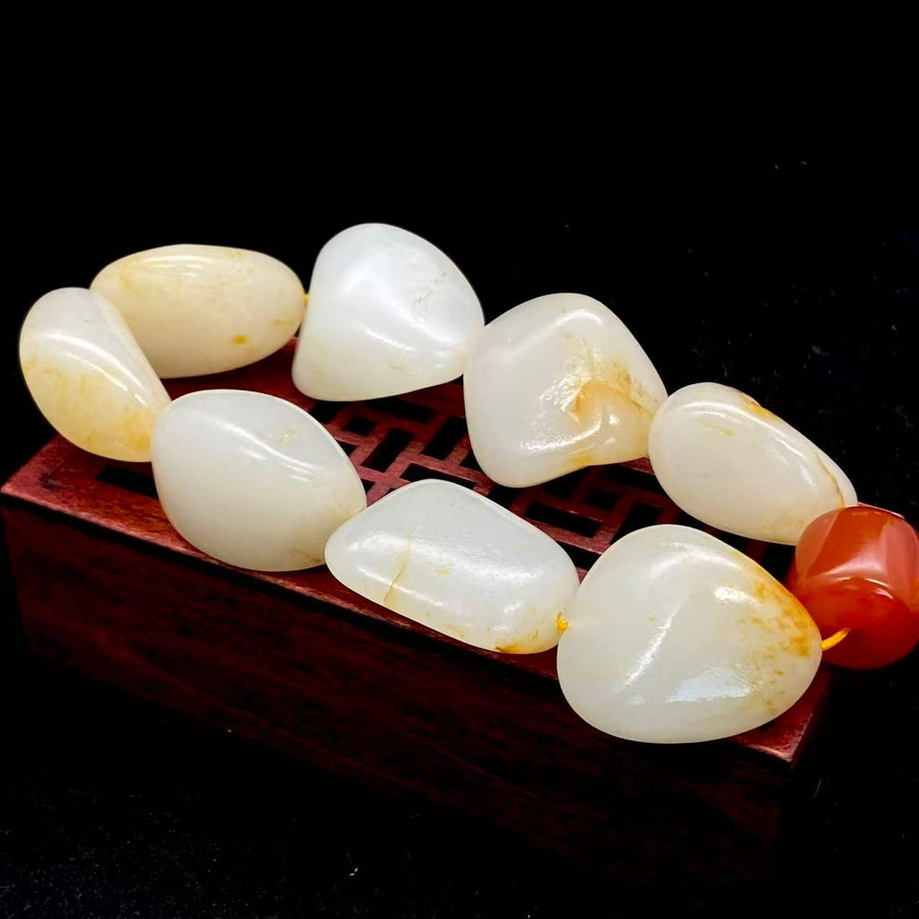 和田玉洒金皮籽料【精品手串】（103.9g）