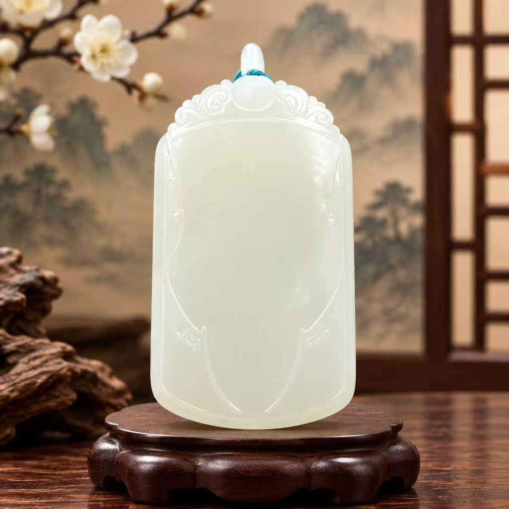 和田玉籽料无事牌（61.2g）