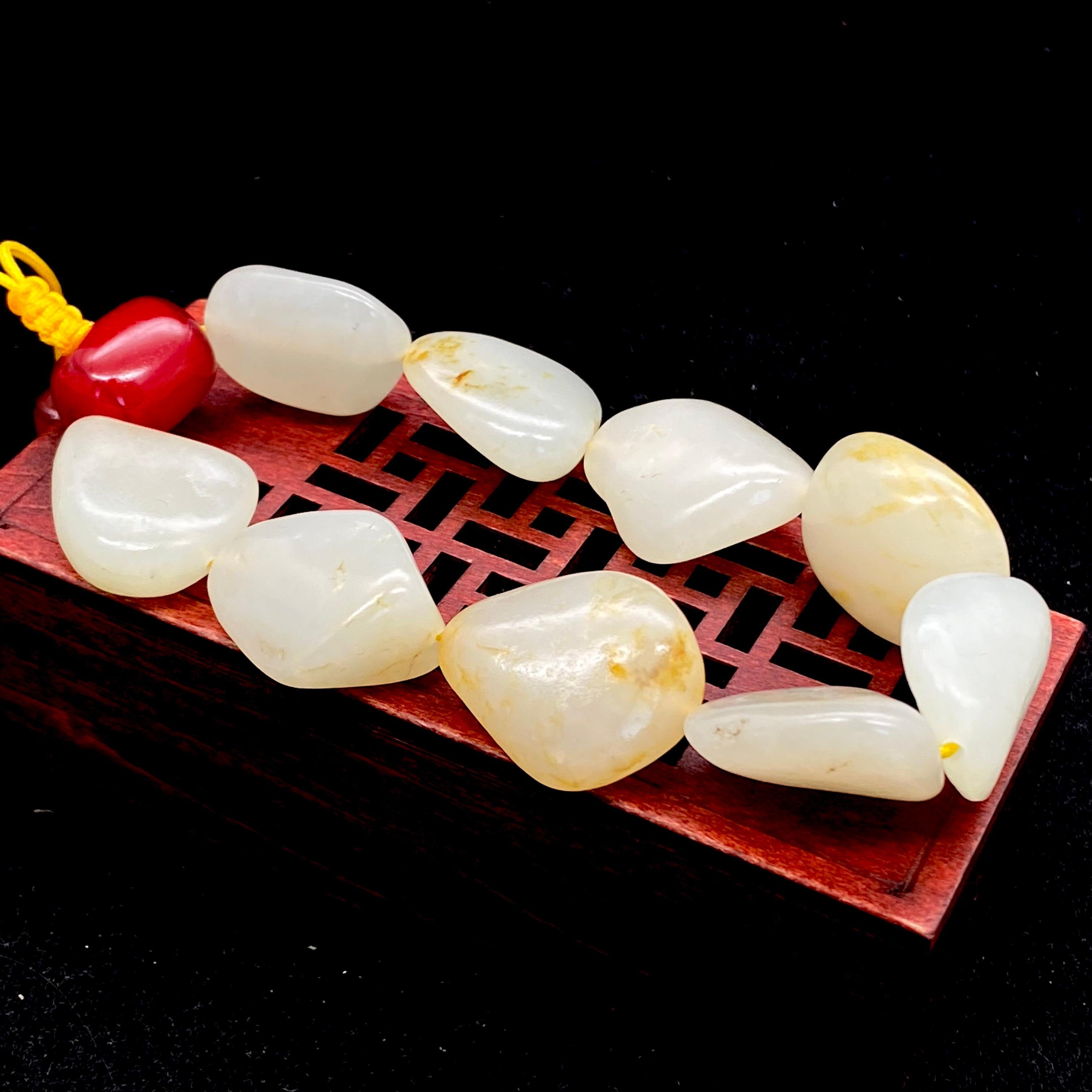 和田玉洒金皮【精品手串】（57.3g）