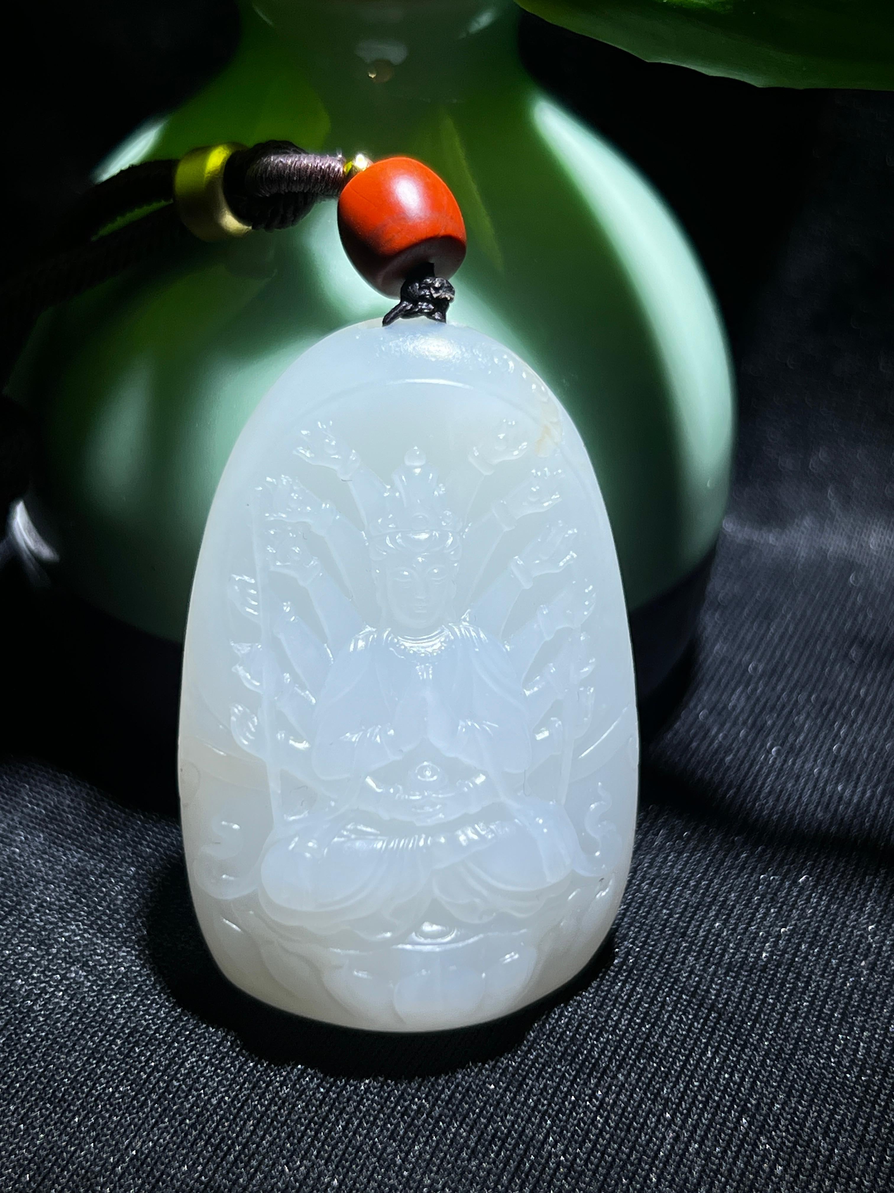 和田籽料千手观音（48.6g）