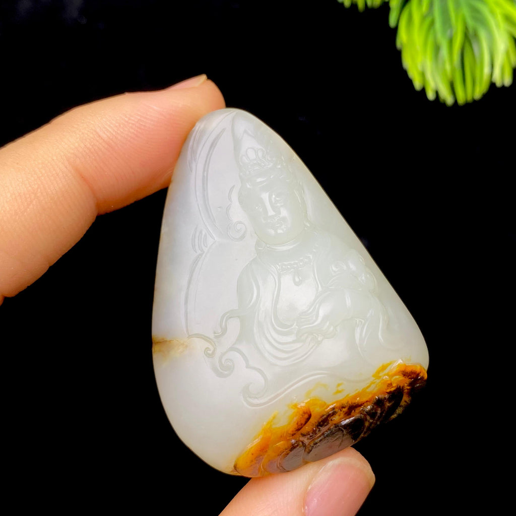 和田玉籽料观音（27.4g）