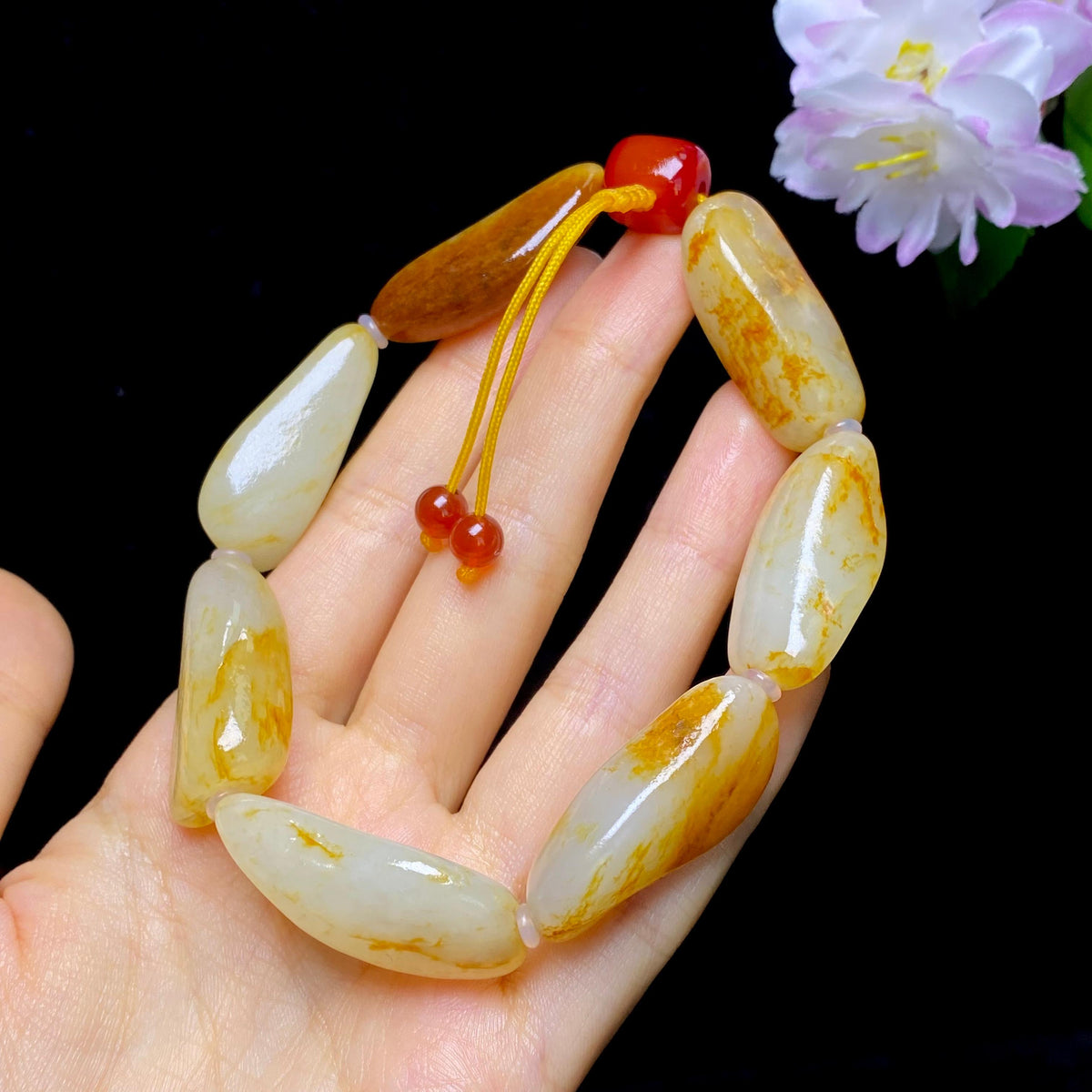 和田玉洒金皮籽料手串（60.33g）