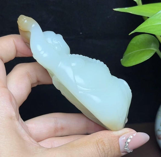 新疆和田玉且末糖白羊脂玉佛公手把件（162.7g）