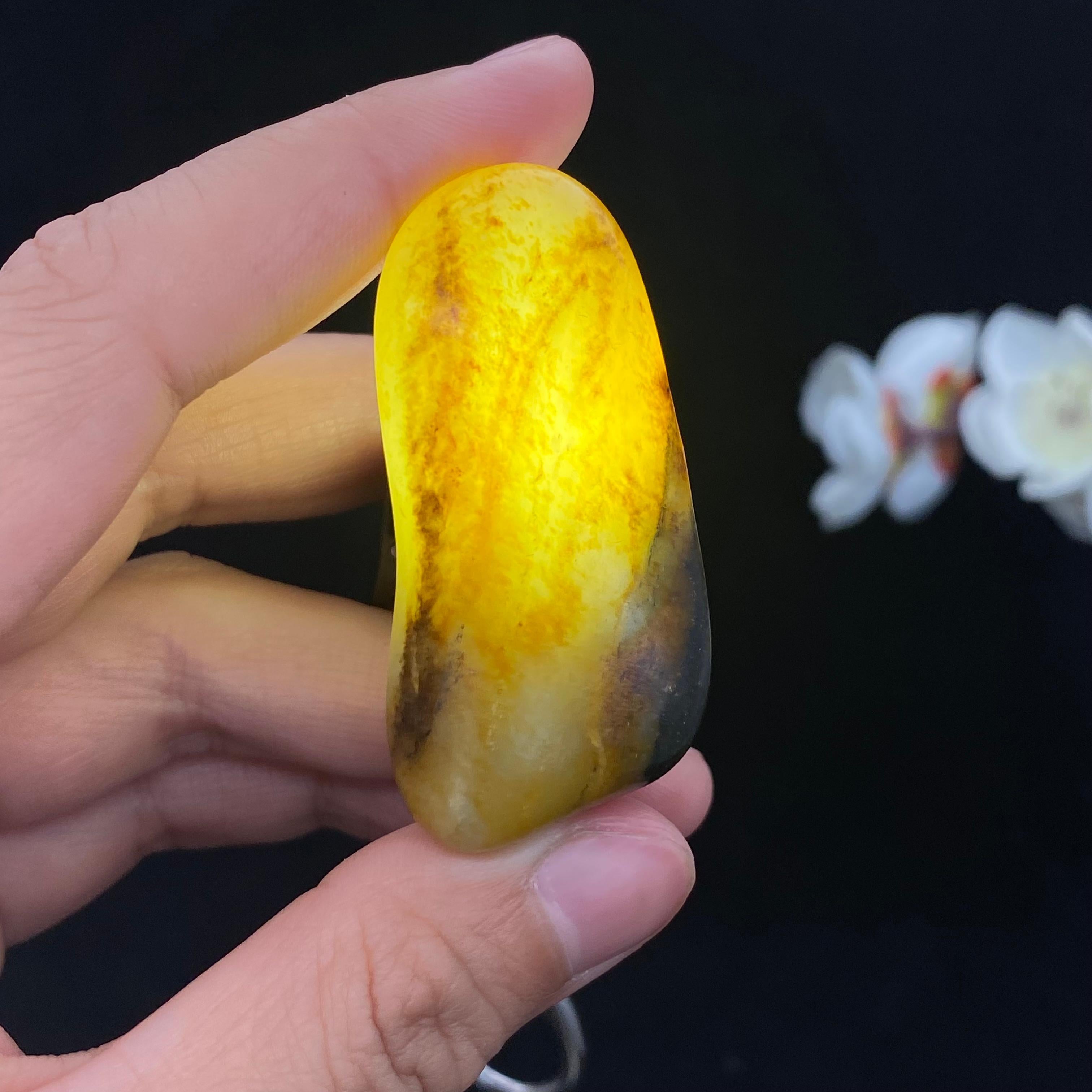 和田玉洒金皮籽料原石（26.5g）